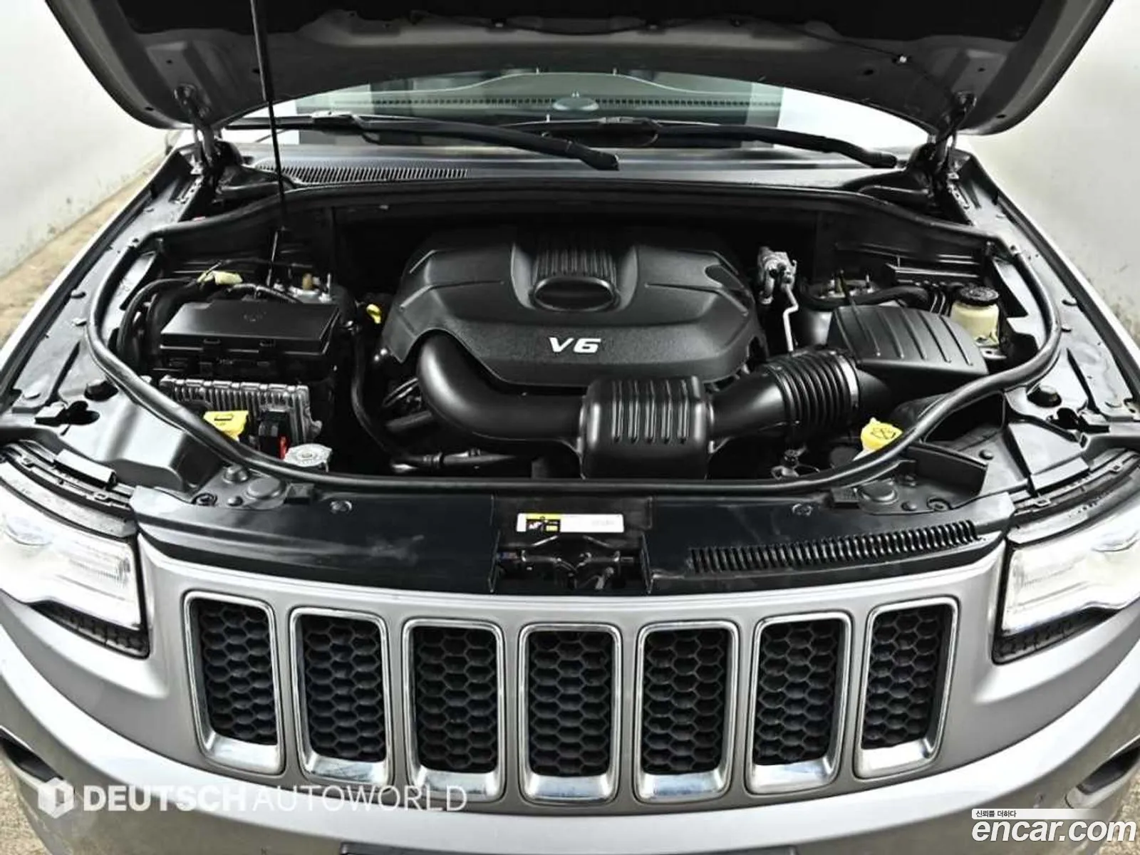 Jeep Cherokee V Kl 36 Overland 2014 - фотография 4600662