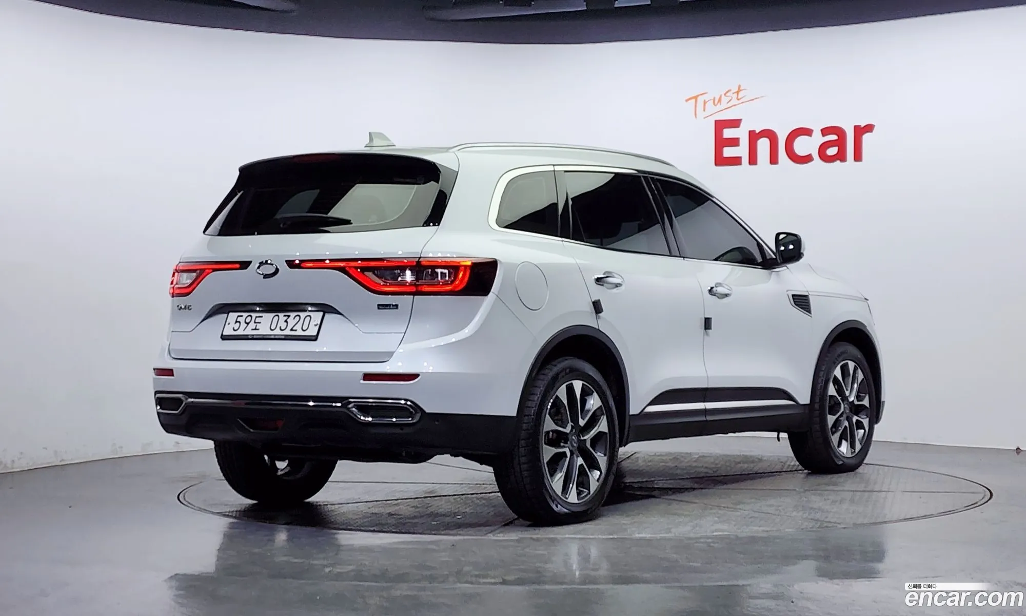 Renault Samsung Qm6 Diesel 2Wd Re Signature 2017 - фотография 2960584