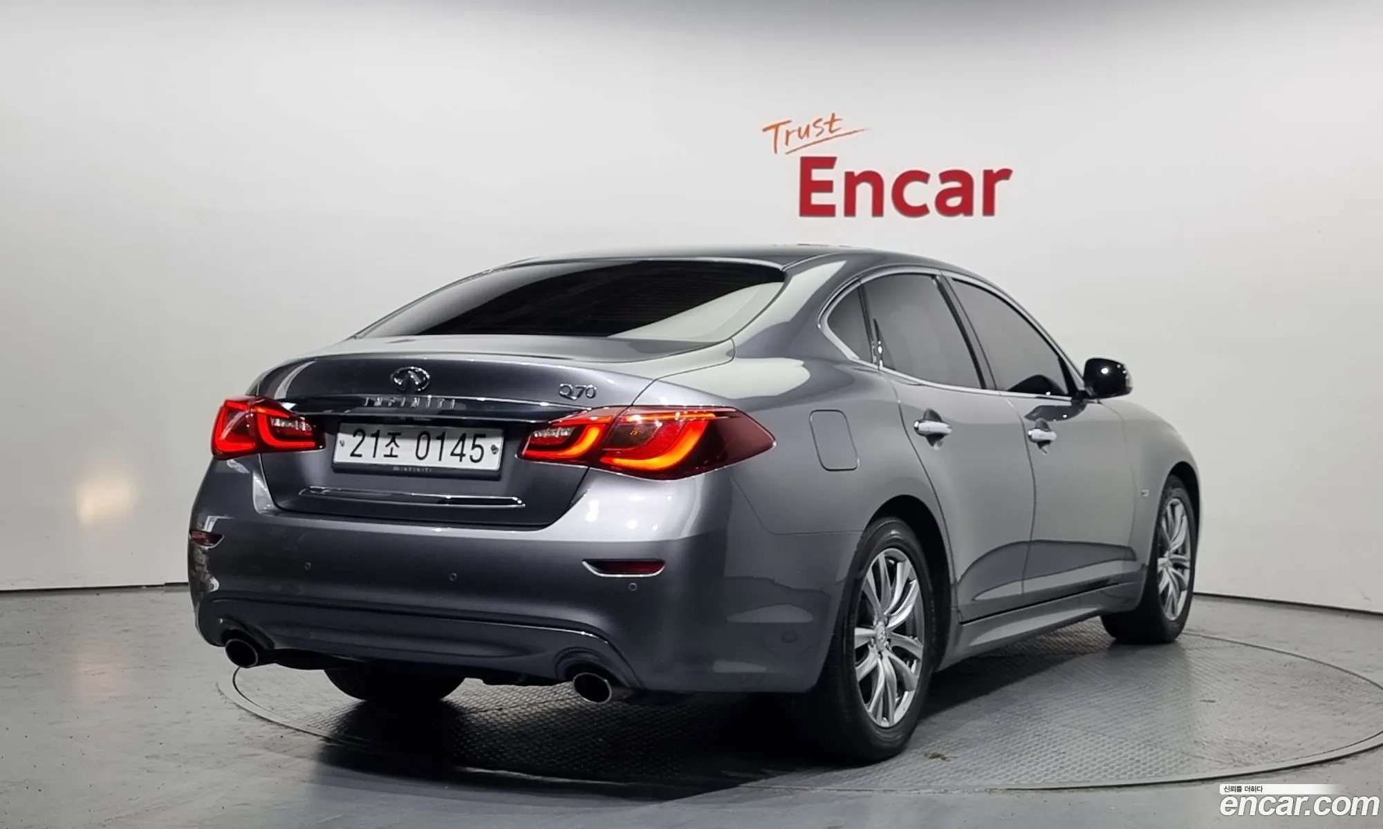 Infiniti Q70 I 37 Style 2016 - фотография 3982419