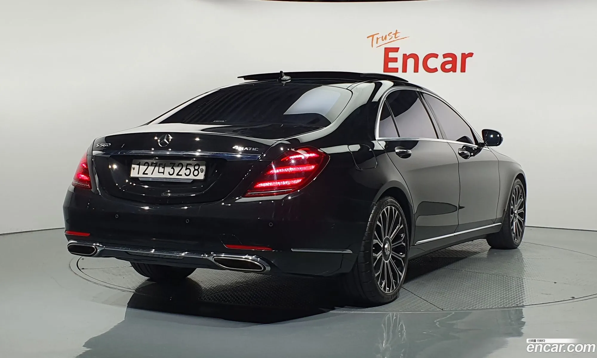 Mercedes-Benz S-Klasse S560L 4Matic 2020 - фотография 14163059