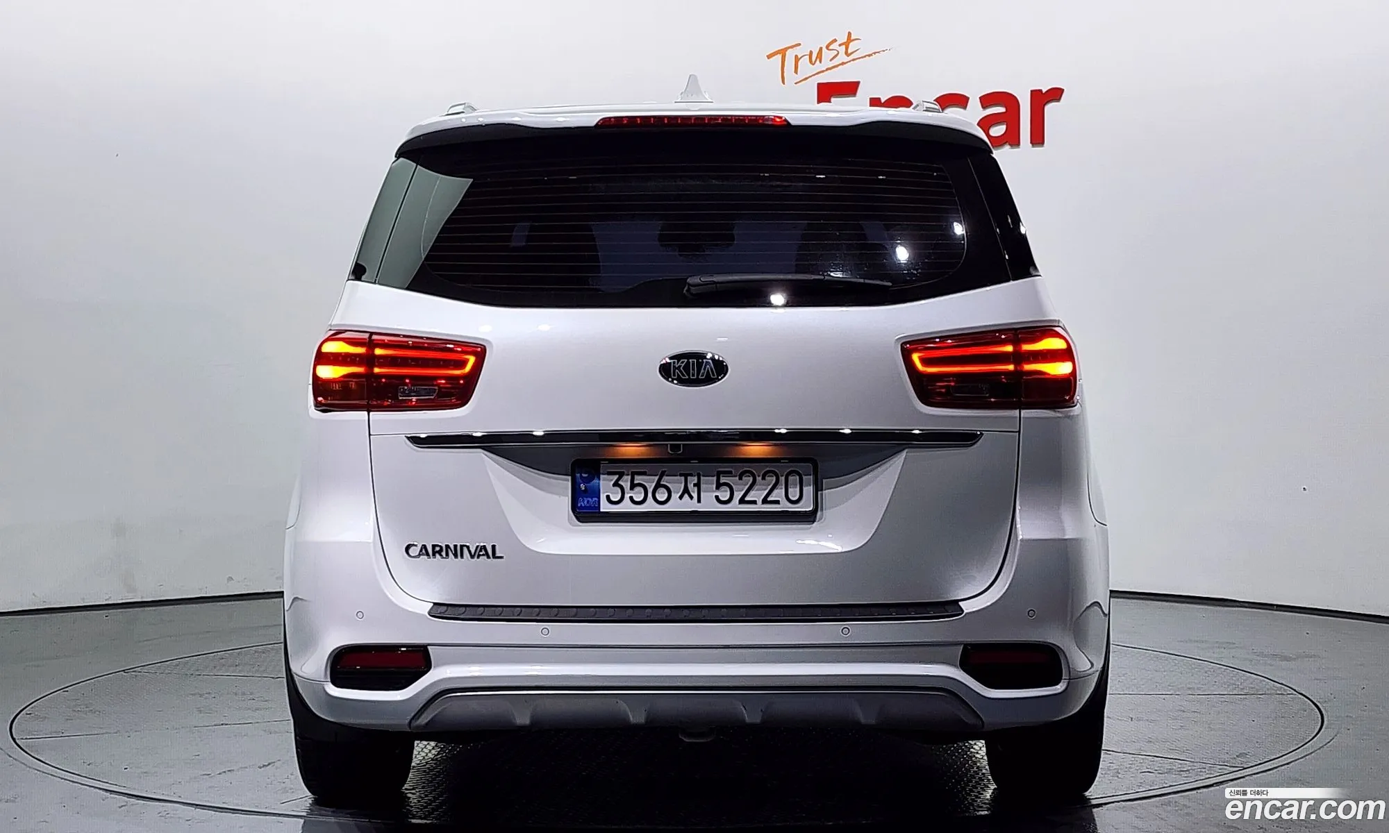 Kia Carnival Iii 9-Seater Noblesse Special 2019 - фотография 11103505