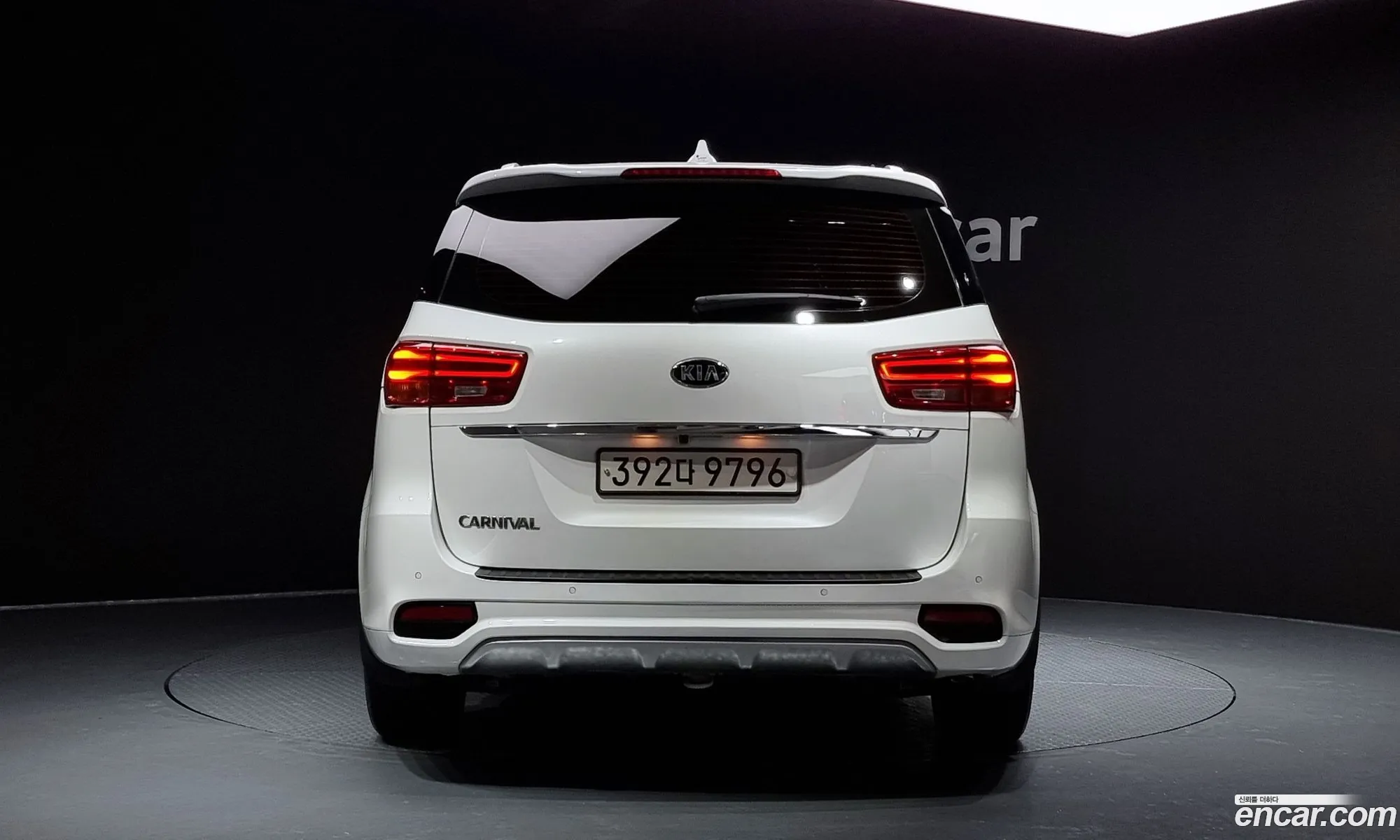 Kia The New Carnival 9-Seater Prestige - фотография 15792546