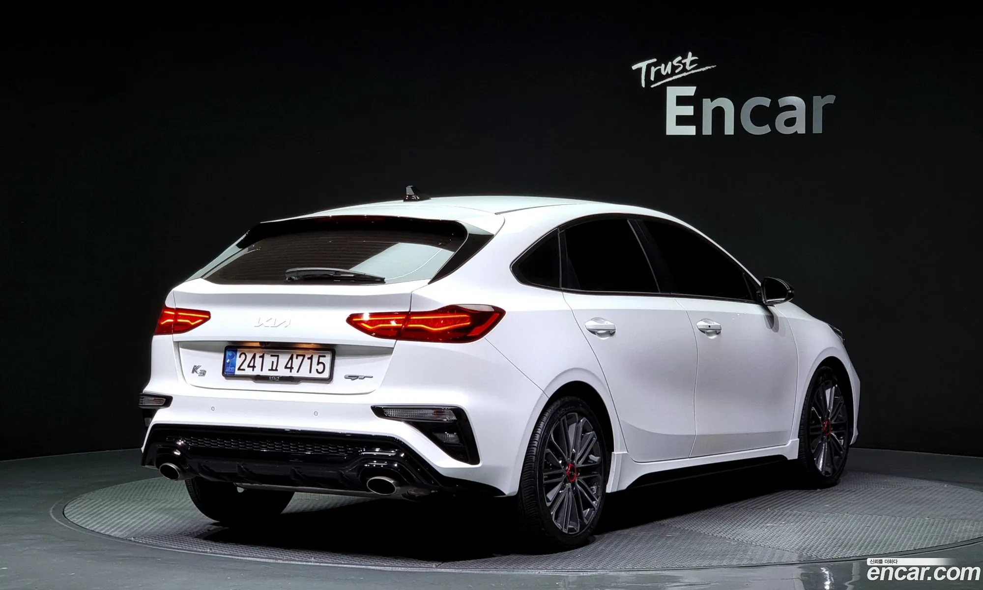 Kia K3 16 Turbo Gt 5-Door 2023 - фотография 11950495