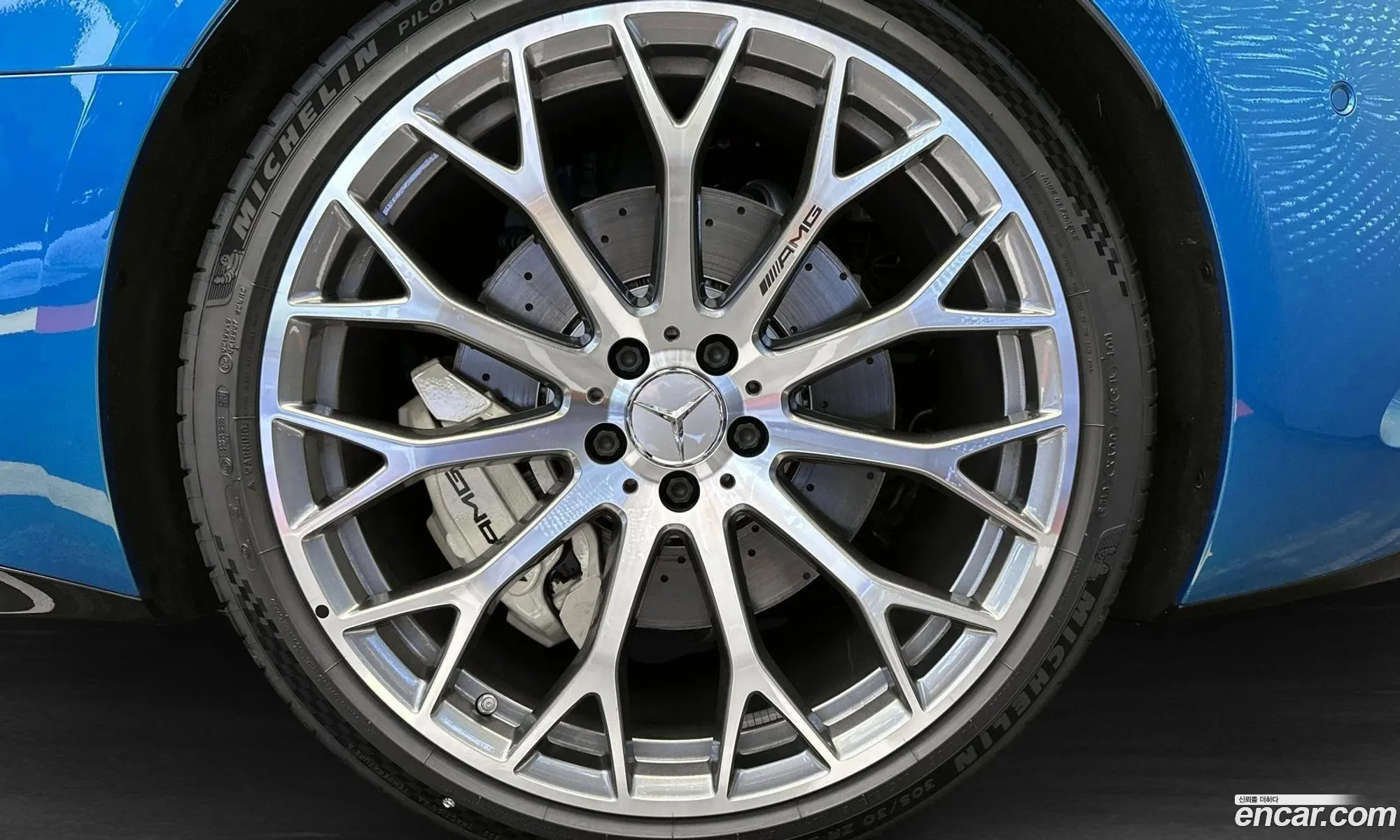 Mercedes-Benz Sl-Klasse Amg Sl63 4Matic 2023 - фотография 12634117