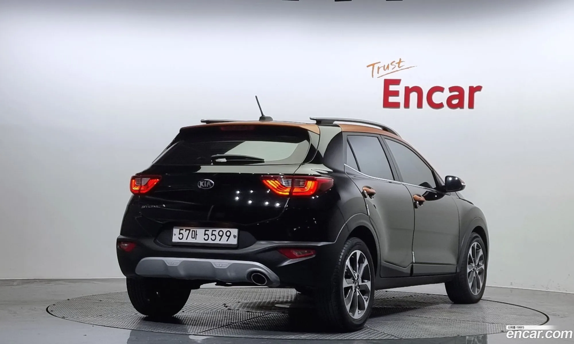 Kia Stonic Stonic Diesel 16 2018 - фотография 14905019