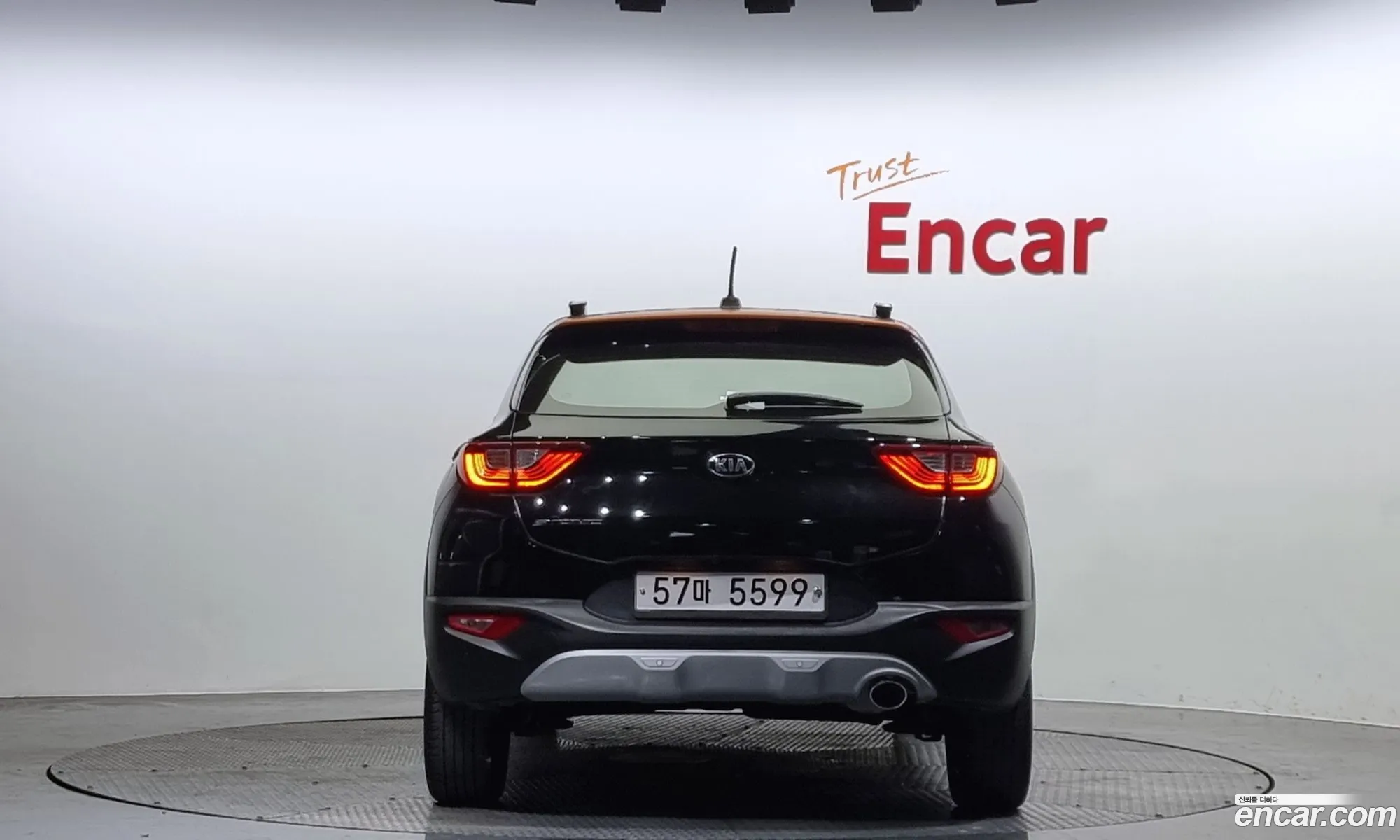 Kia Stonic Stonic Diesel 16 2018 - фотография 14905021
