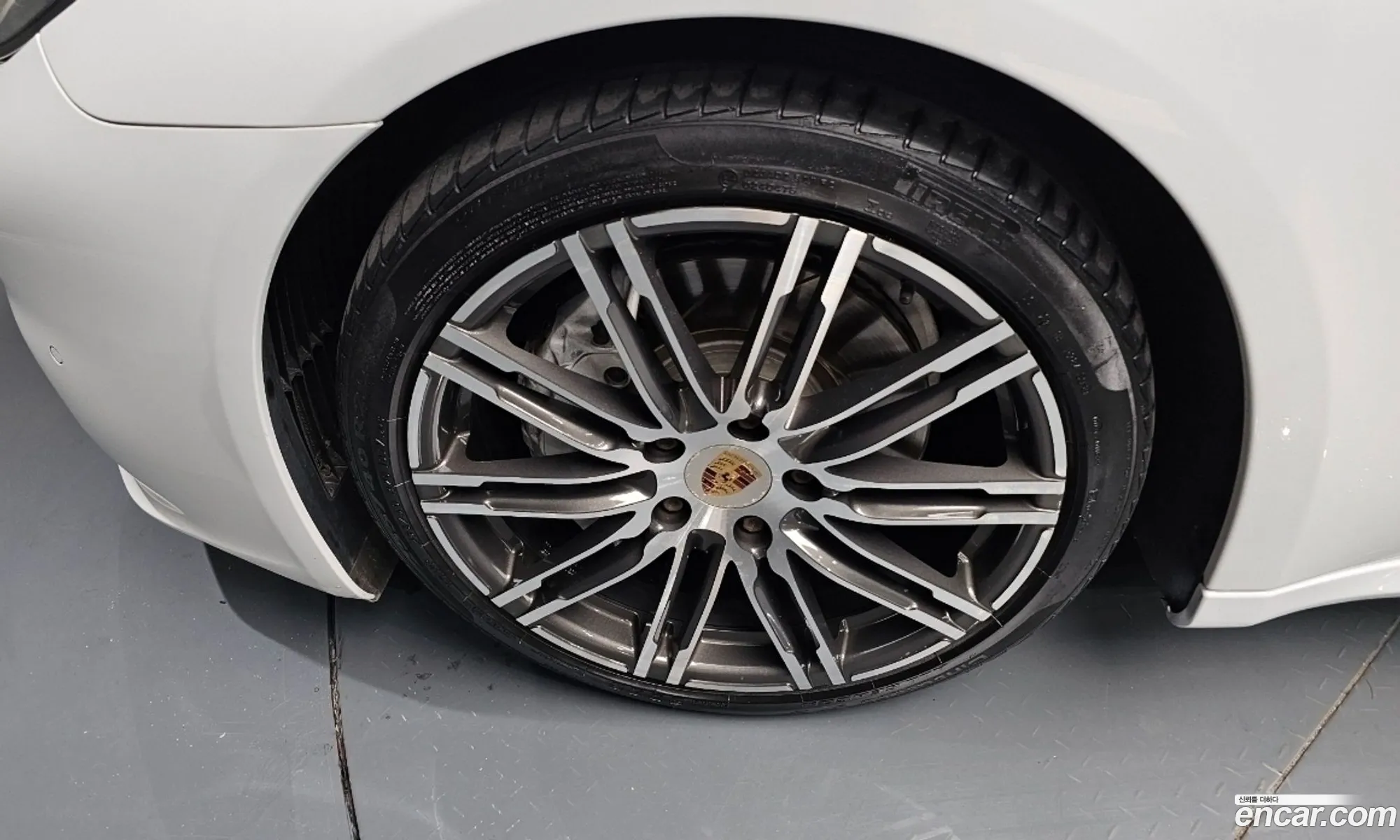 Porsche Panamera I 30 Diesel 2015 - фотография 4559894