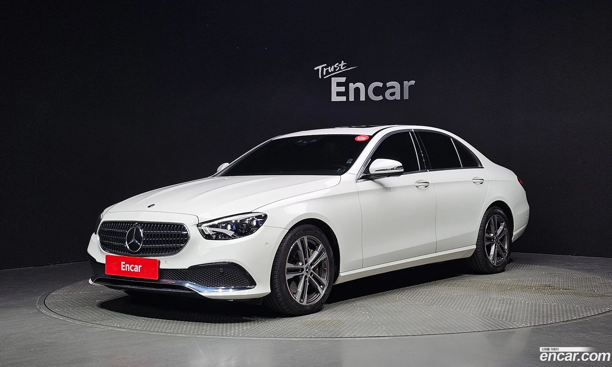 Mercedes-Benz E-Klasse V W213 S213 C238 E350 4Matic Avantgarde 2021 - фотография 12561542