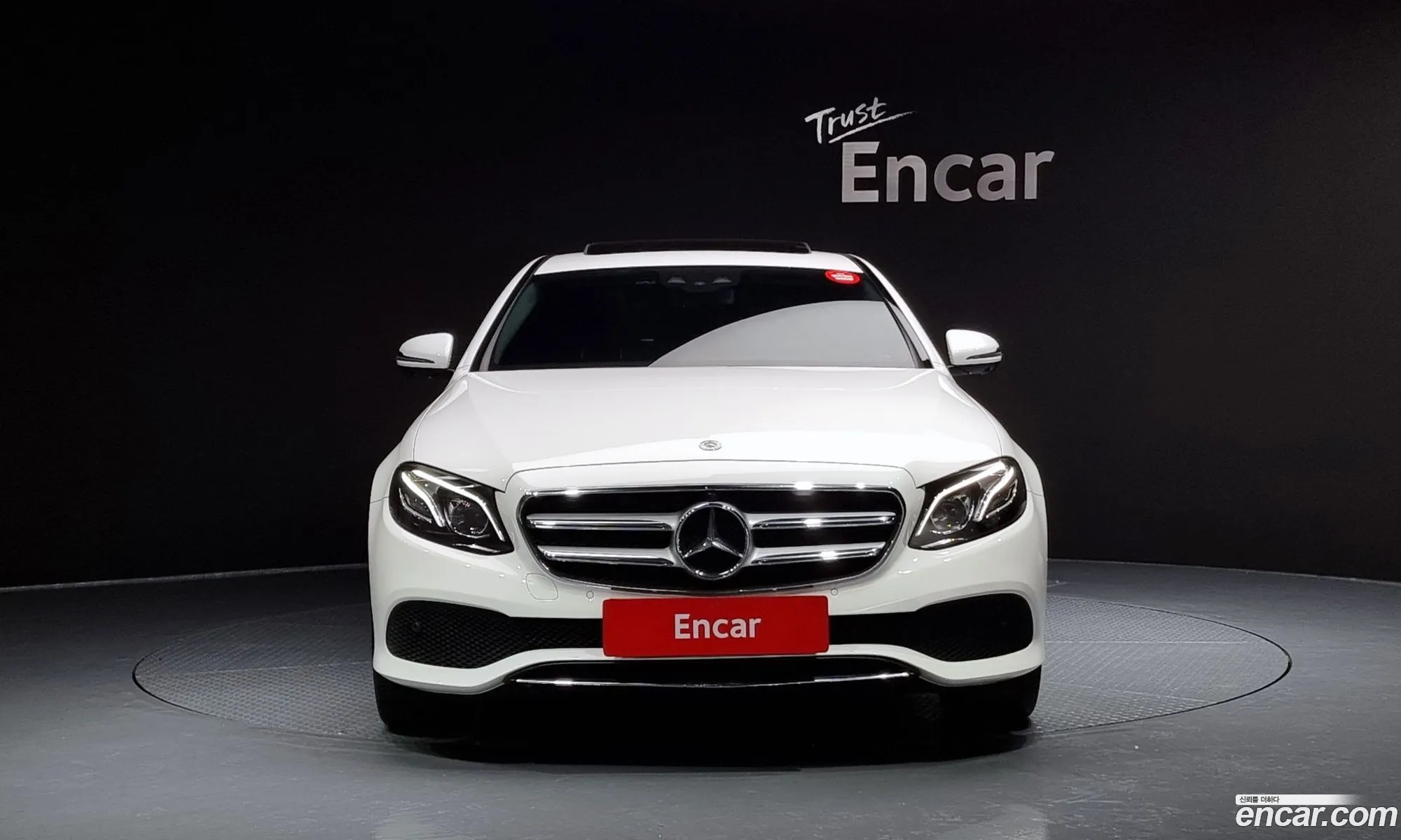 Mercedes-Benz E-Klasse V W213 S213 C238 E300 4Matic Avant Garde 2019 - фотография 14104123