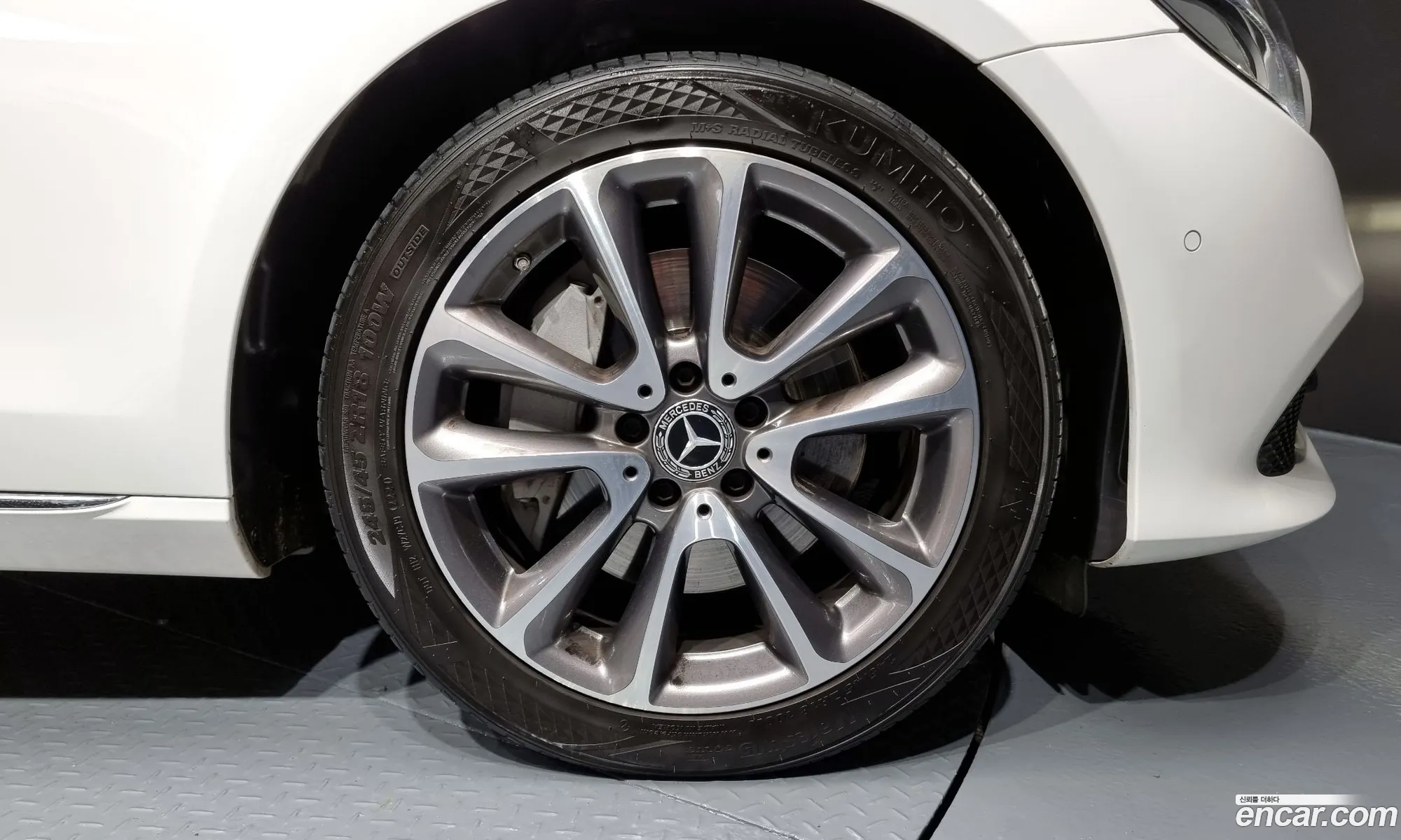 Mercedes-Benz E-Klasse V W213 S213 C238 E300 4Matic Avant Garde 2019 - фотография 14104125