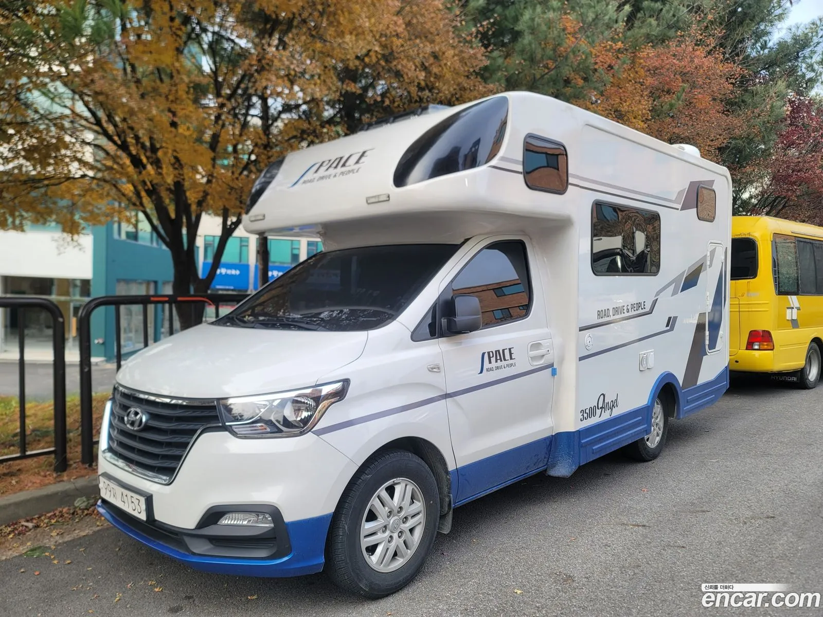 Hyundai The New Grand Starex Camping Car - фотография 13532242