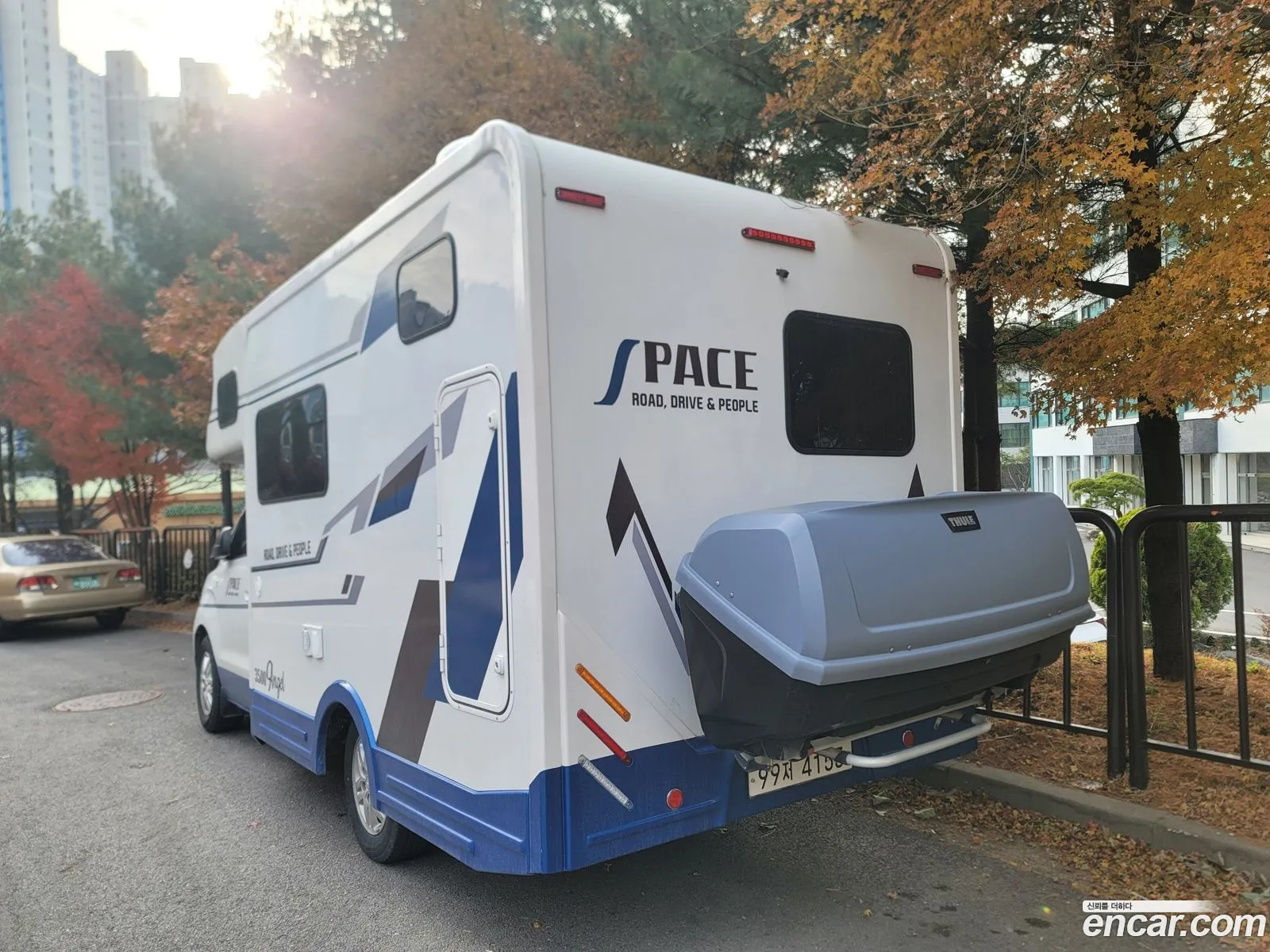 Hyundai The New Grand Starex Camping Car - фотография 13532244
