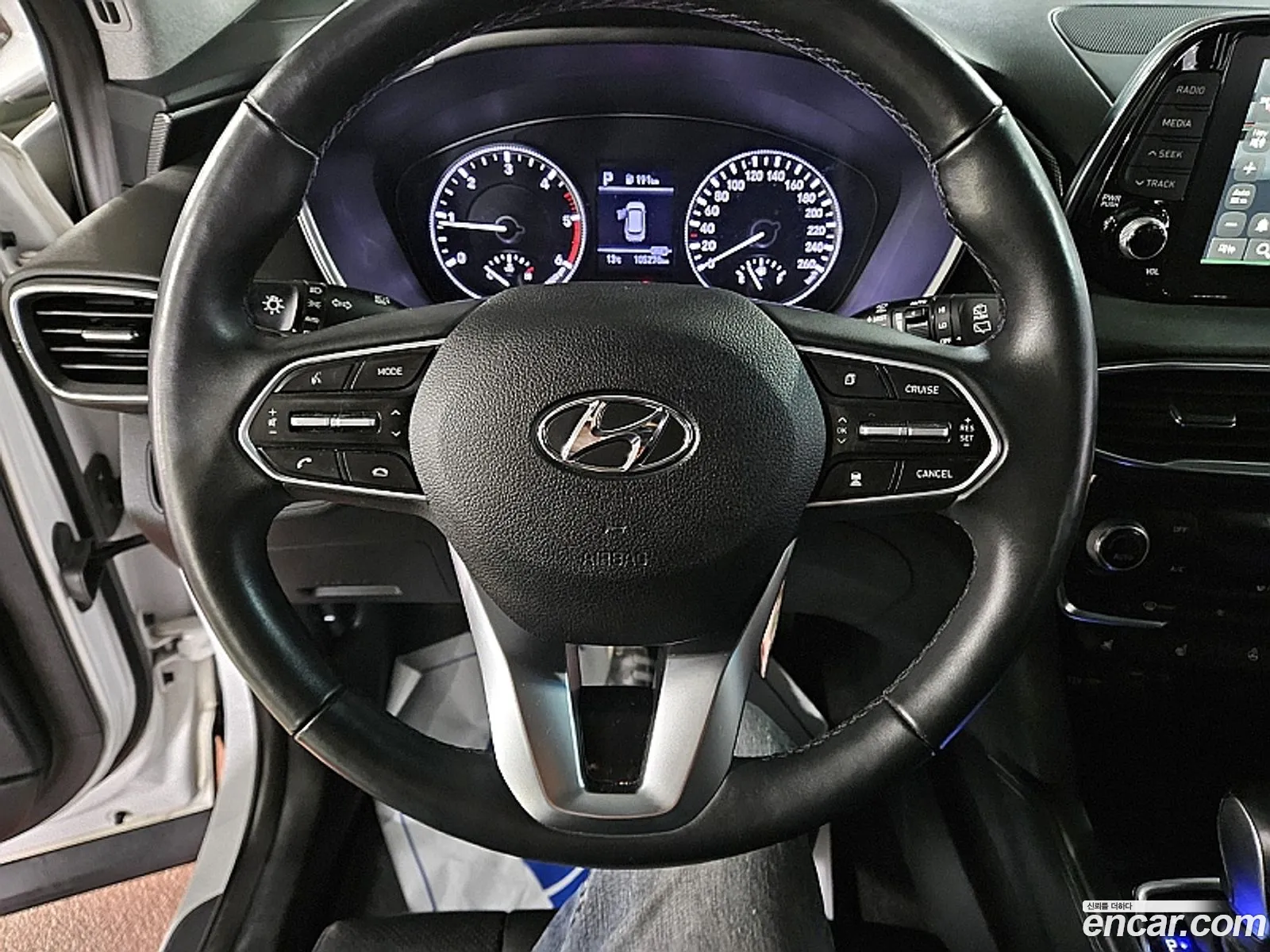Hyundai Santa Fe Diesel 20 2Wd 2019 - фотография 19280440