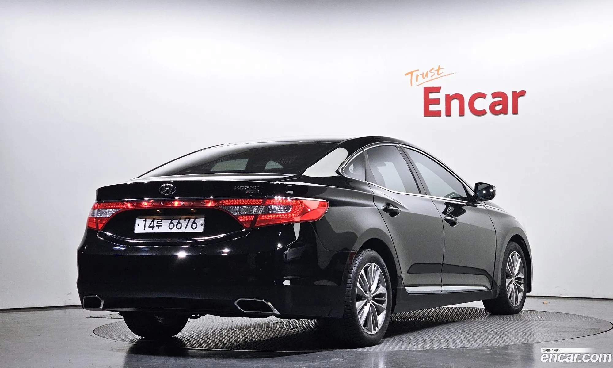 Hyundai Grandeur V Hg220 Diesel Modern 2015 - фотография 15922268