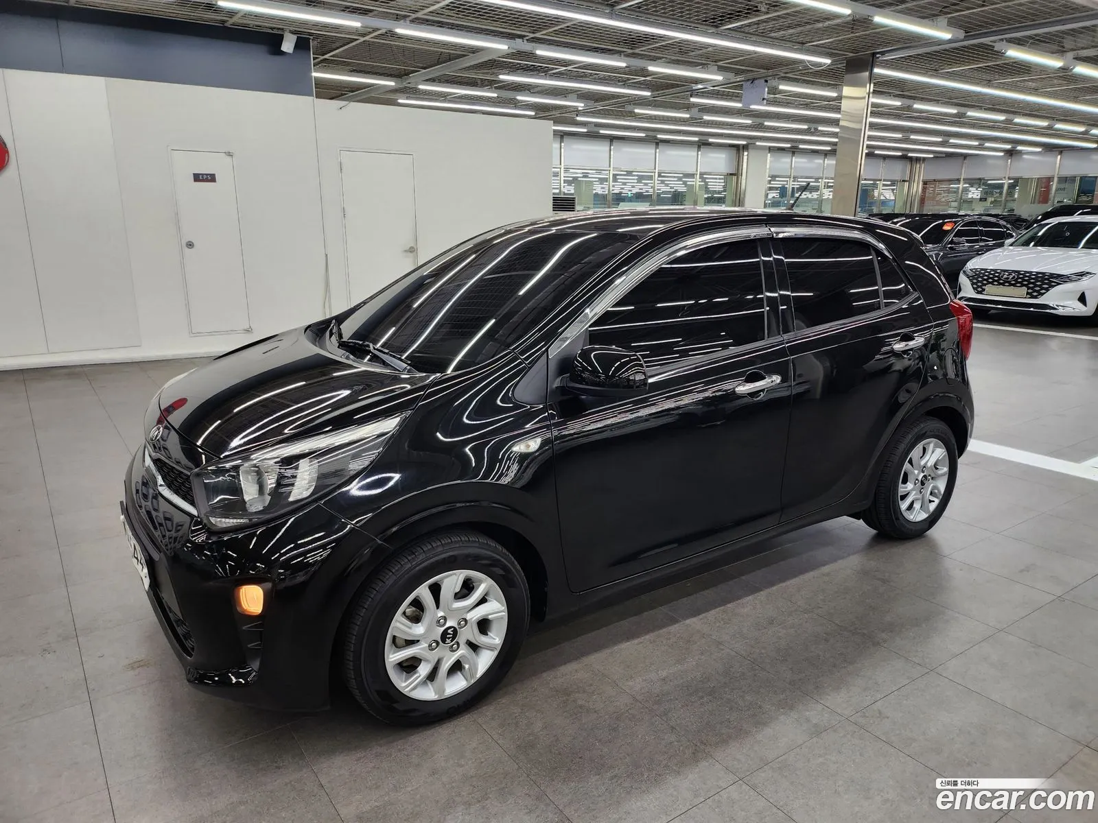 Kia Morning Luxury 2018 - фотография 19913079