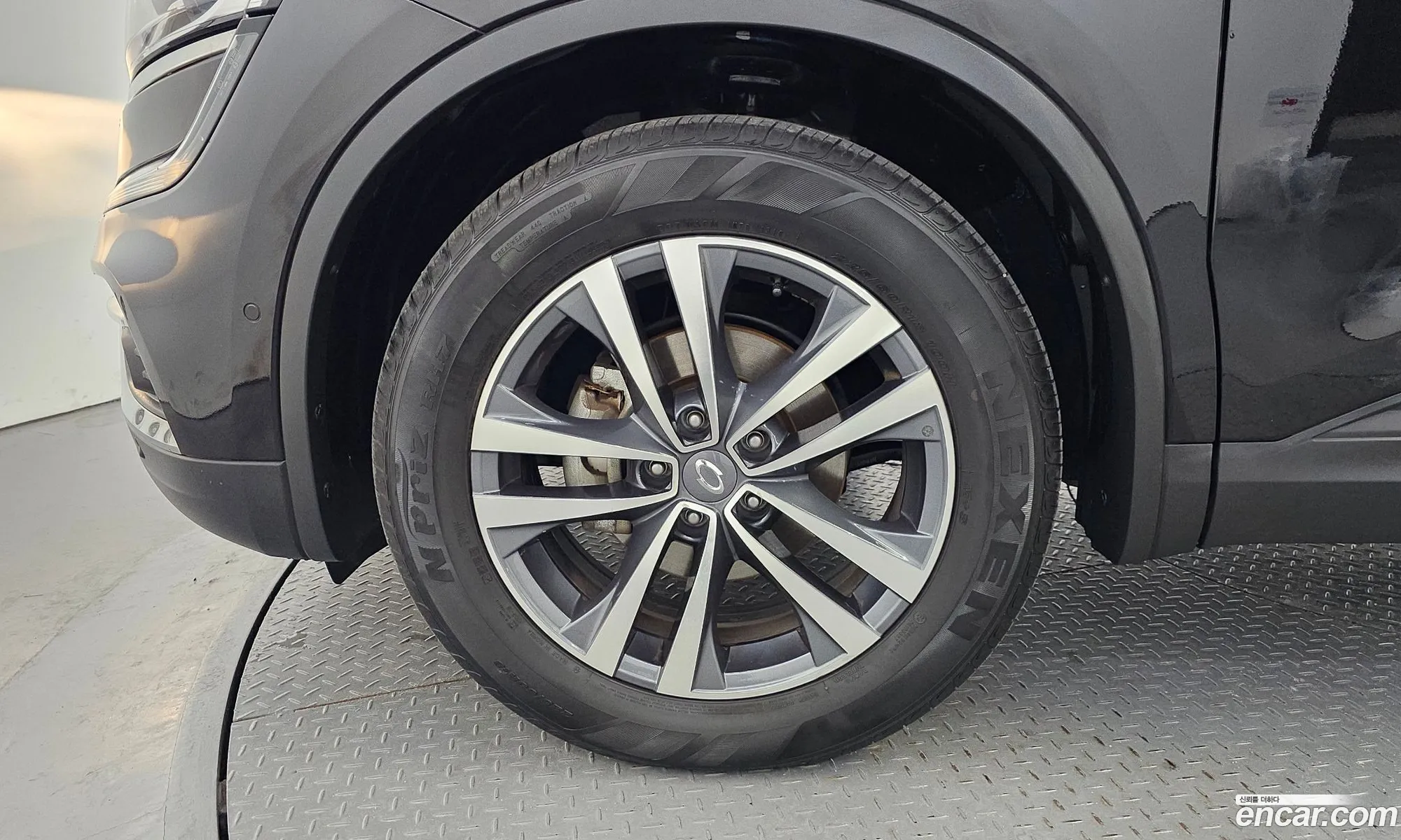 Renault Samsung Qm6 20 Gde Le 2Wd 2020 - фотография 7269987