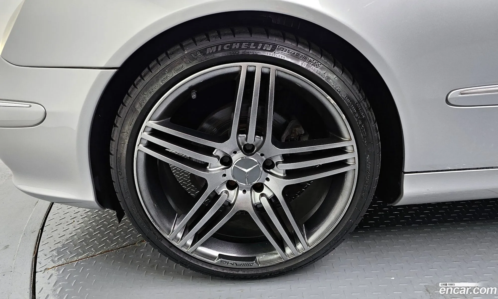 Mercedes-Benz Clk-Klasse Clk240 Coupe 2003 - фотография 12569944