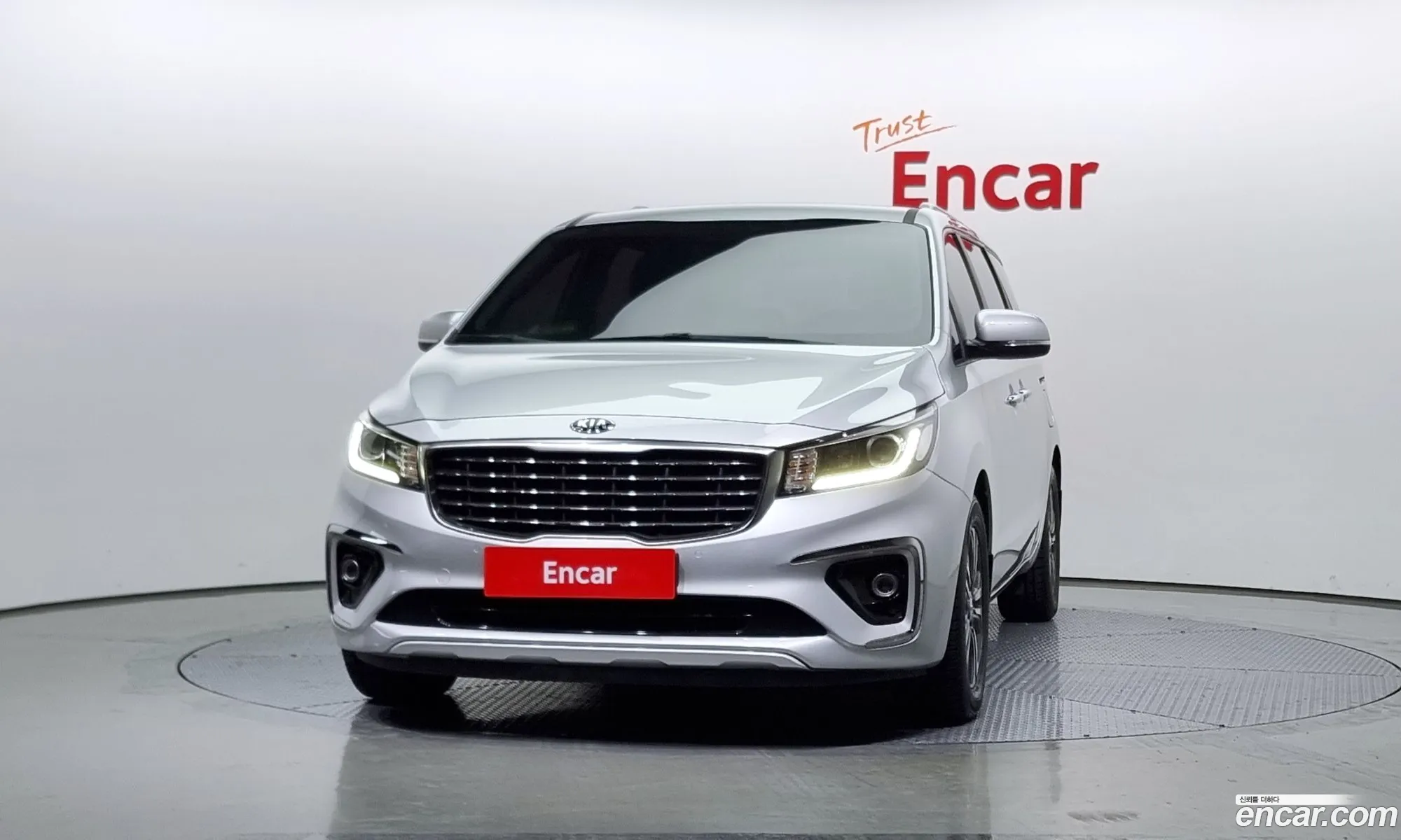 Kia Carnival Iii 9-Seater Luxury 2019 - фотография 11315192