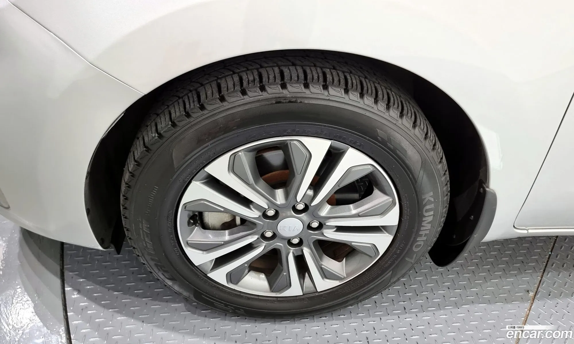 Kia Carnival Iii 9-Seater Luxury 2019 - фотография 11315194