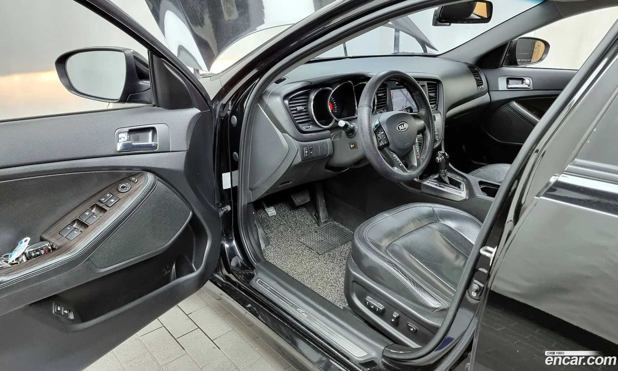 Kia K5 I Lpi Prestige 2011 - фотография 11971575