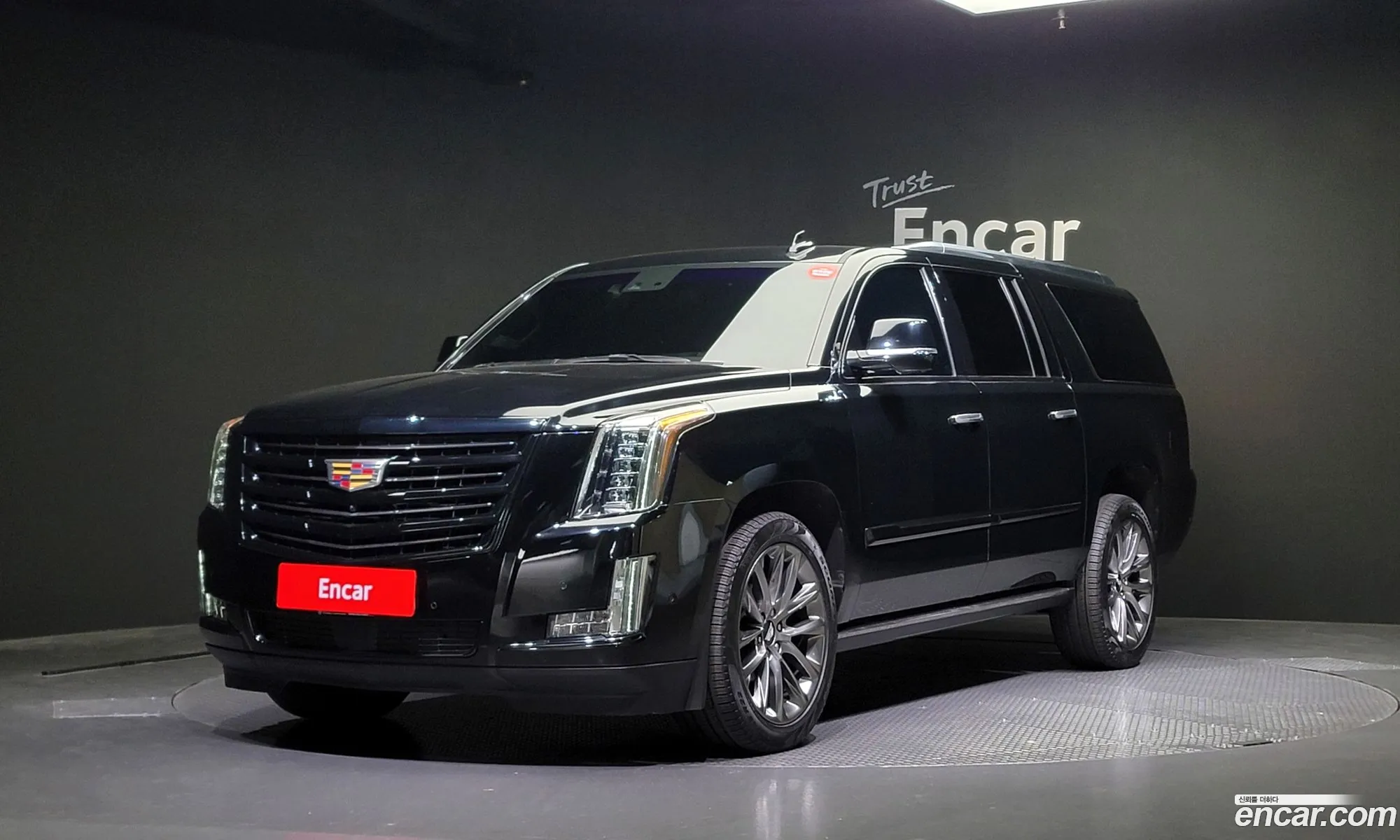 Cadillac Escalade Iv 62 Esv 2019 - фотография 3504847