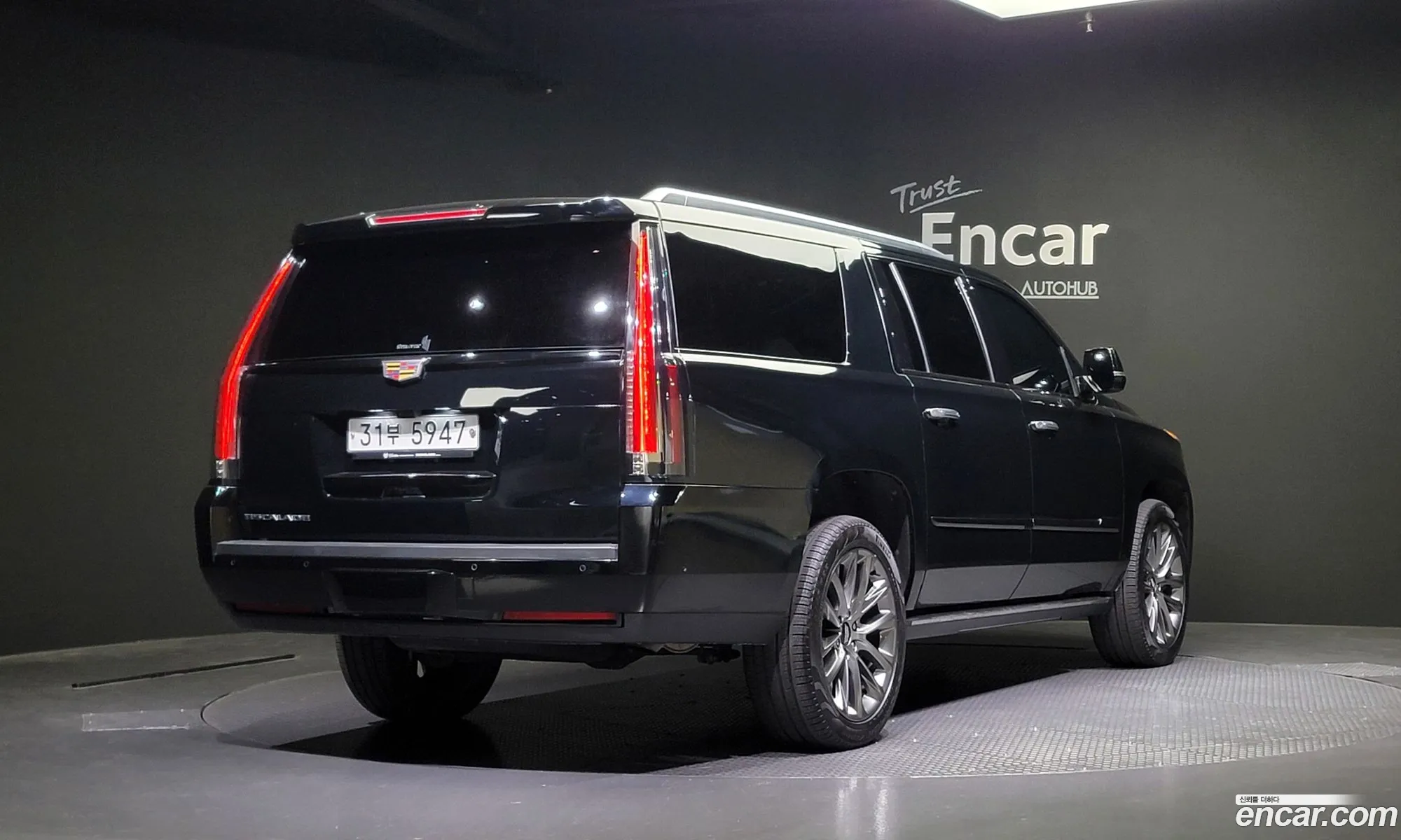Cadillac Escalade Iv 62 Esv 2019 - фотография 3504848