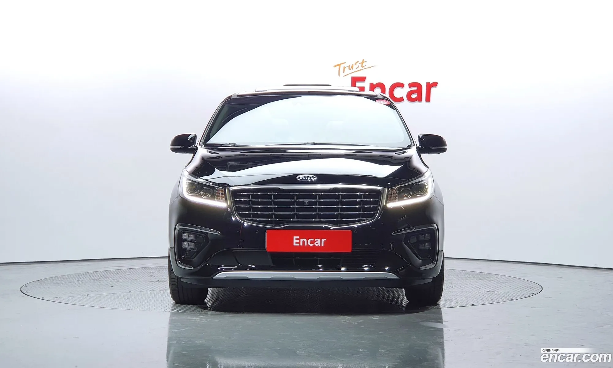 Kia Carnival Gasoline 7-Seater Limousine 2020 - фотография 15857207