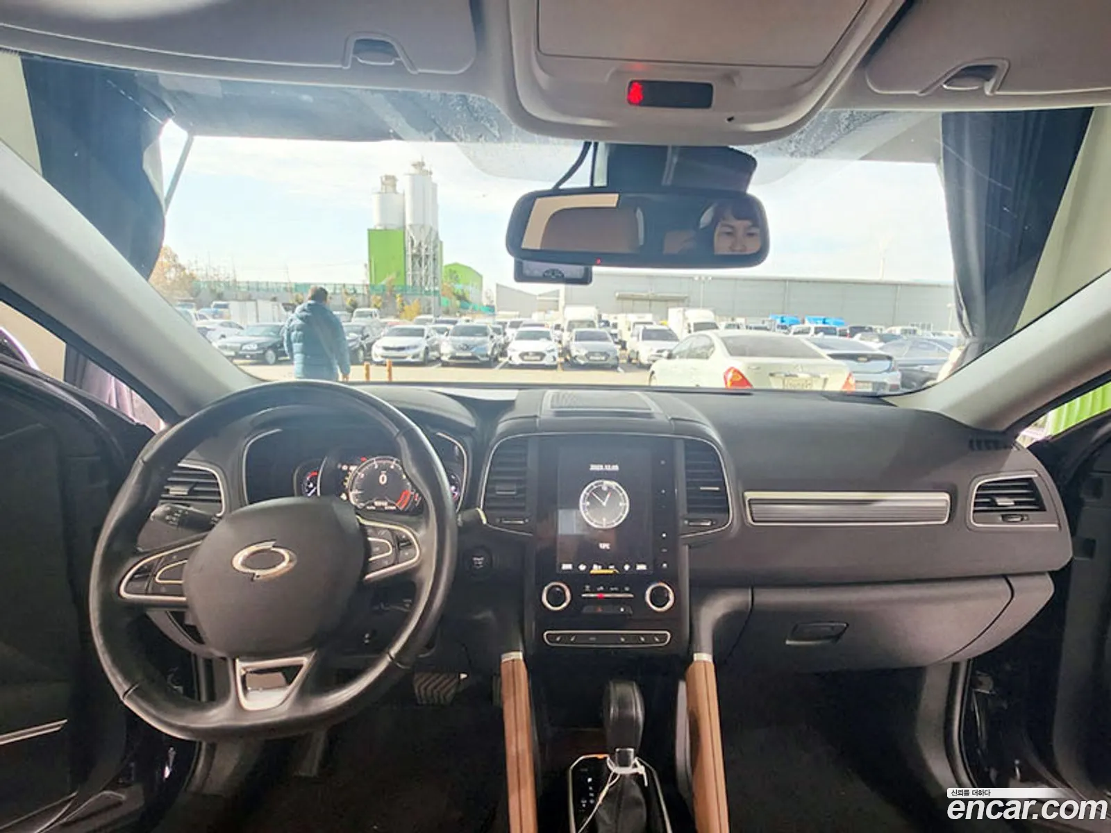 Renault Samsung Qm6 20 Lpe Re Signature 2Wd 2021 - фотография 1594300