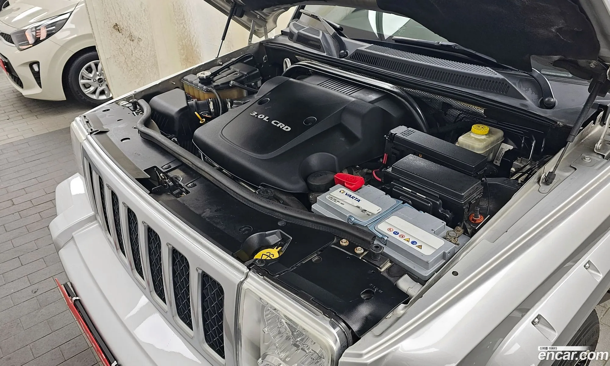 Jeep Commander Commander 30 Diesel 2007 - фотография 4467021