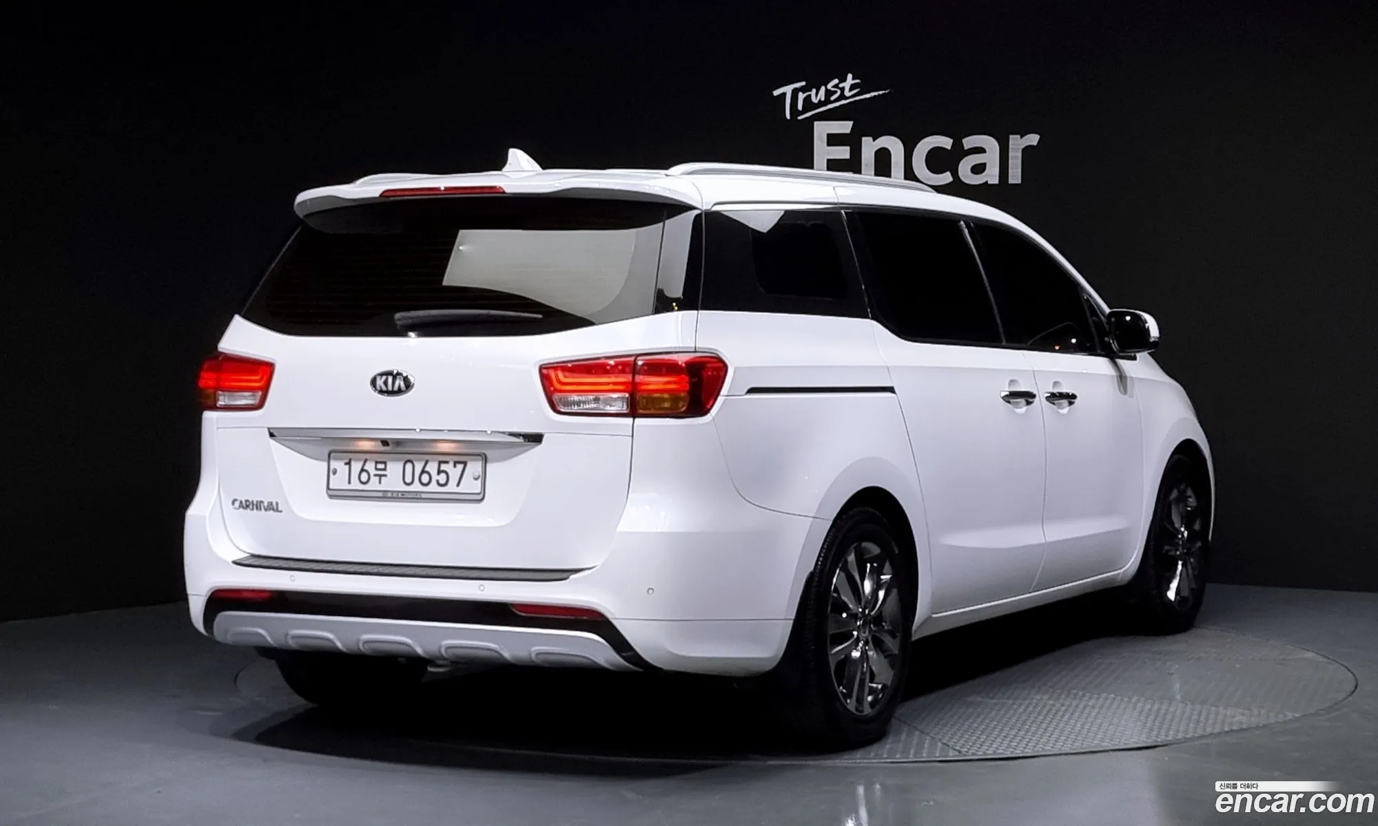 Kia All New Carnival 9-Seater Noblesse - фотография 19650427