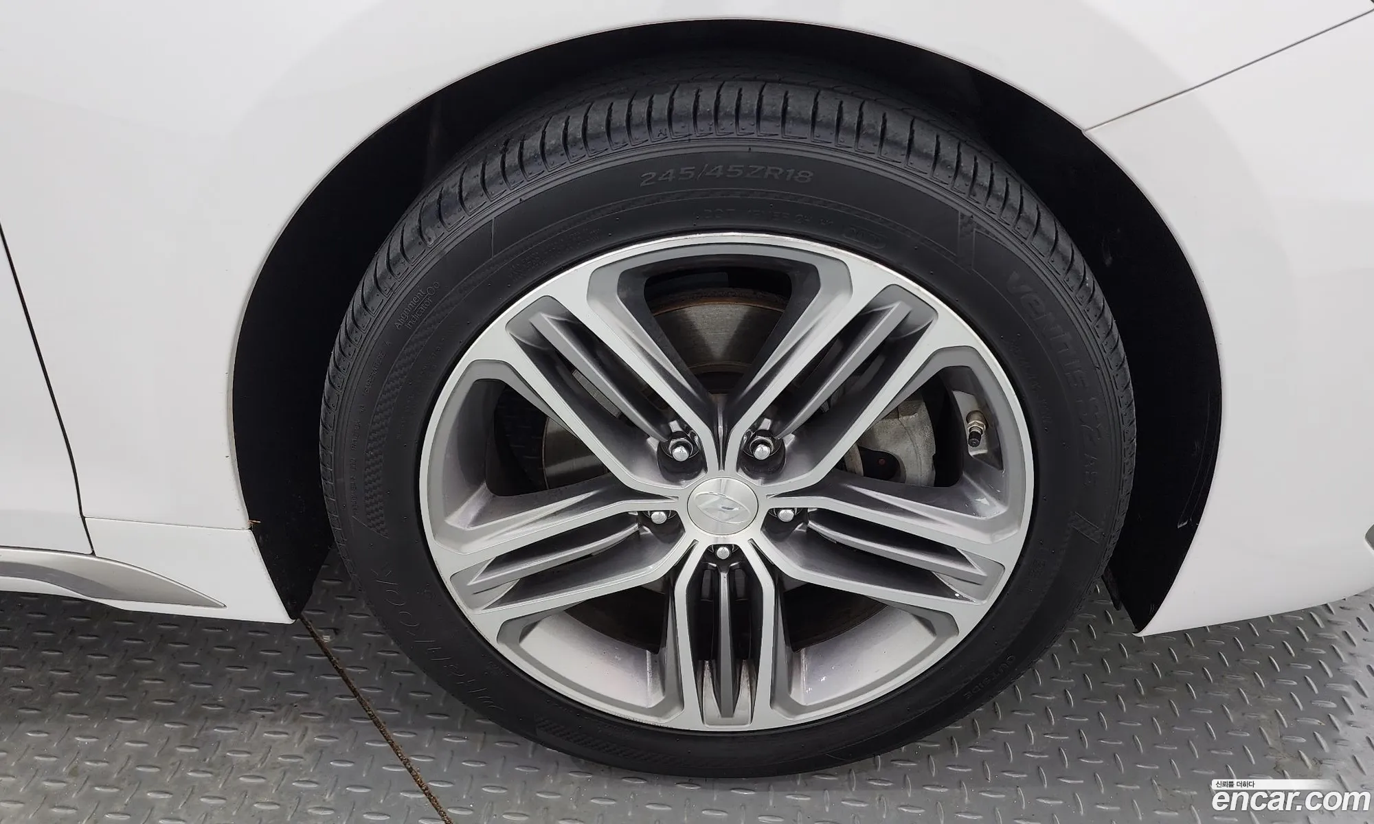 Hyundai Grandeur Vi 30 Lpi Exclusive Rental Car 2018 - фотография 12126110