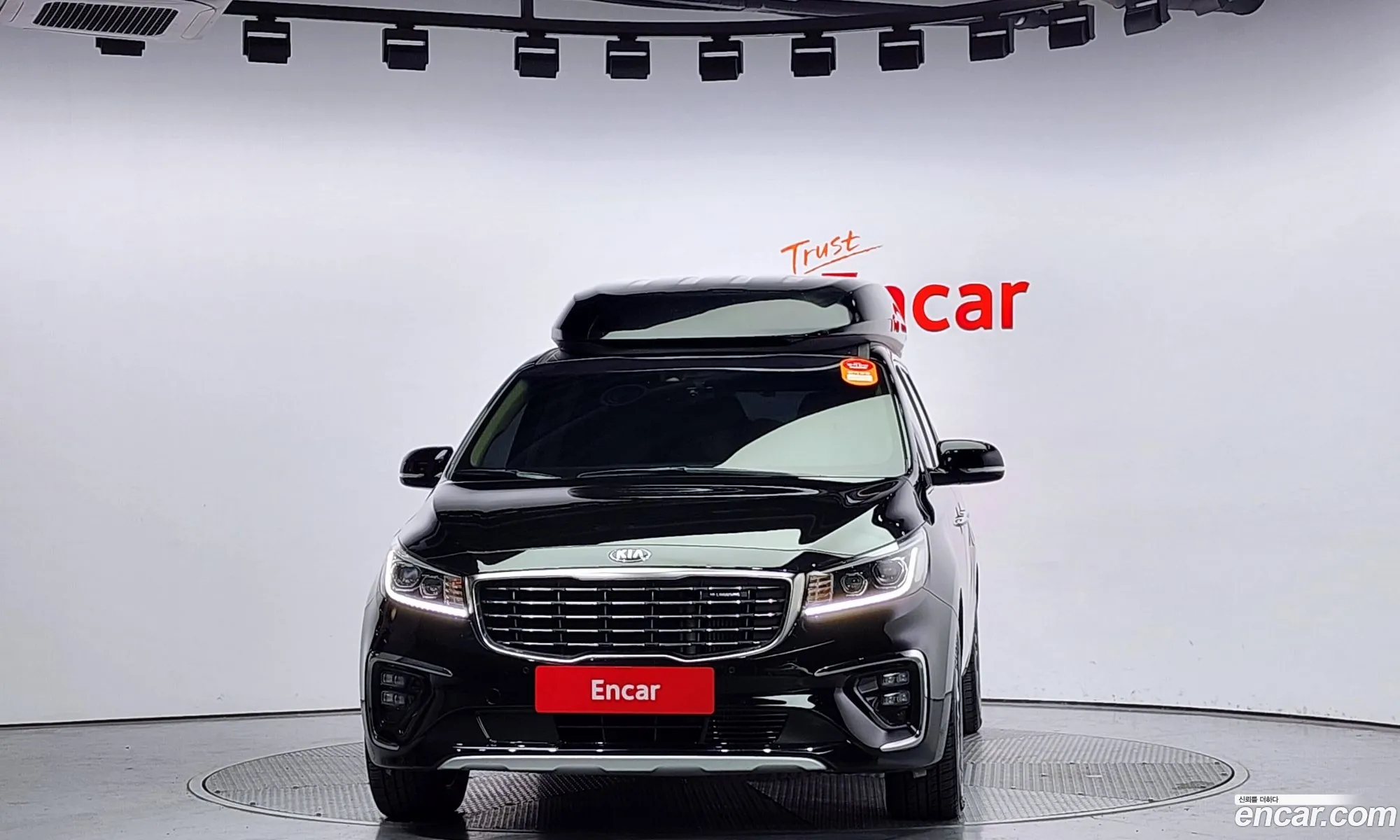 Kia Carnival Iii 9-Seater High Limousine 2019 - фотография 18211029