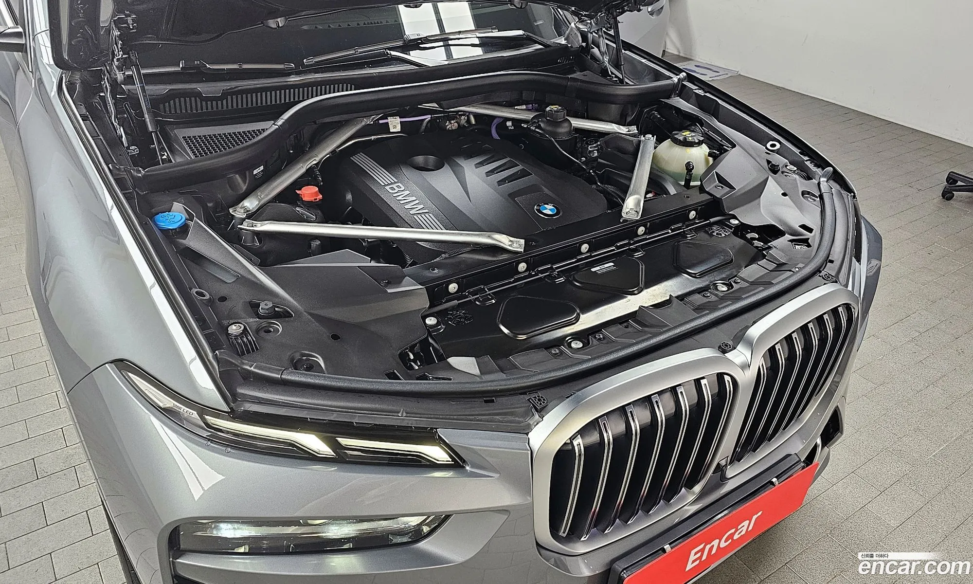 BMW X7 xDrive 40I Design Pure Excellence 7-Seater 2023 - фотография 84180