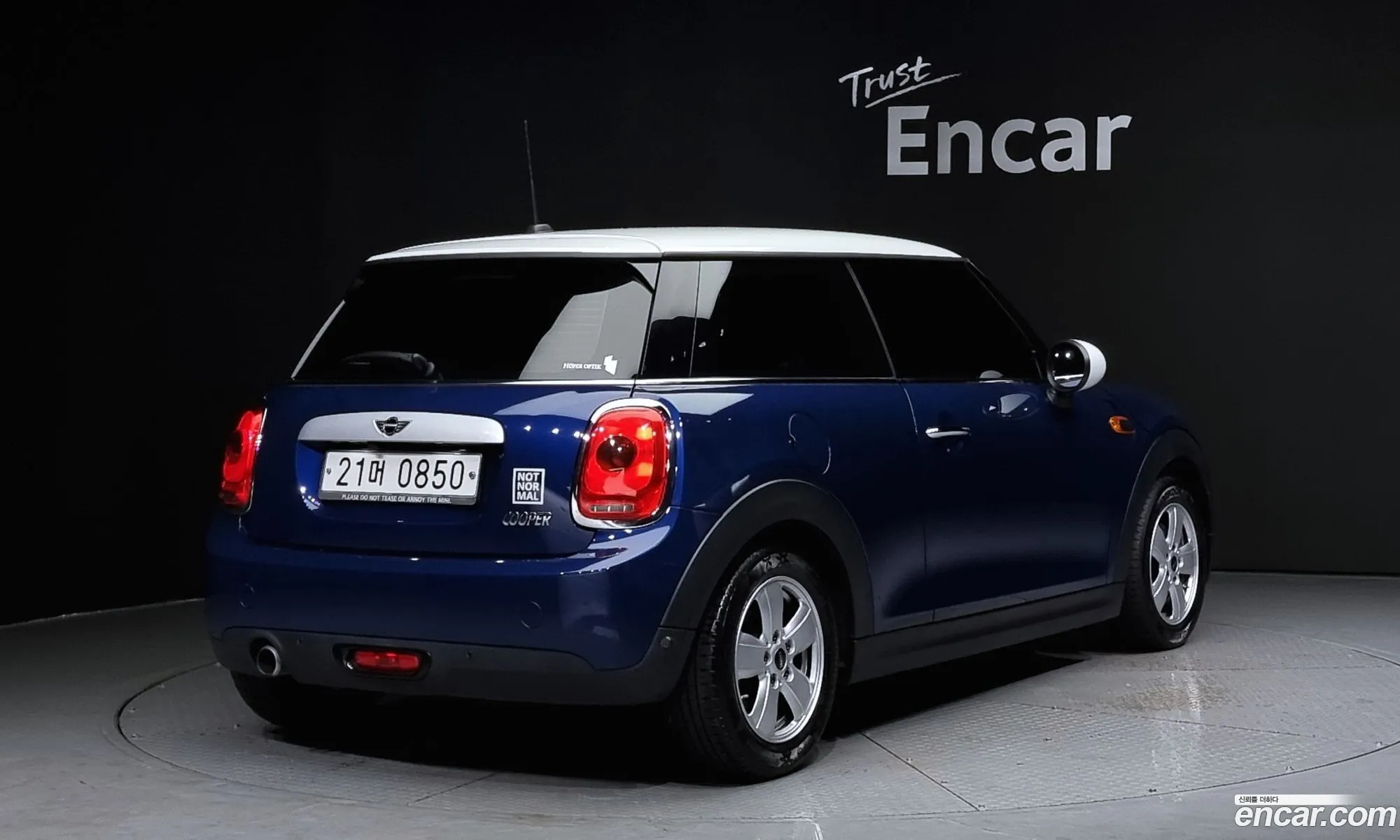 Mini Cooper Basic Type 2014 - фотография 4455090