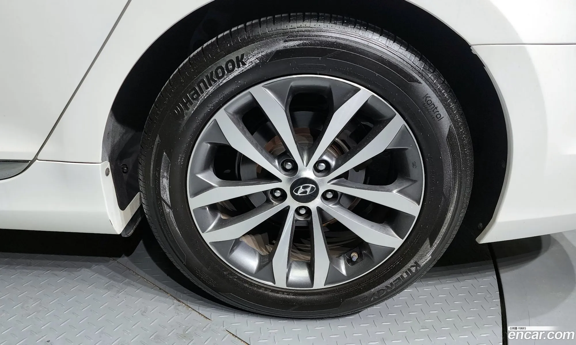 Hyundai Grandeur V Hg240 Luxury 2012 - фотография 12083263
