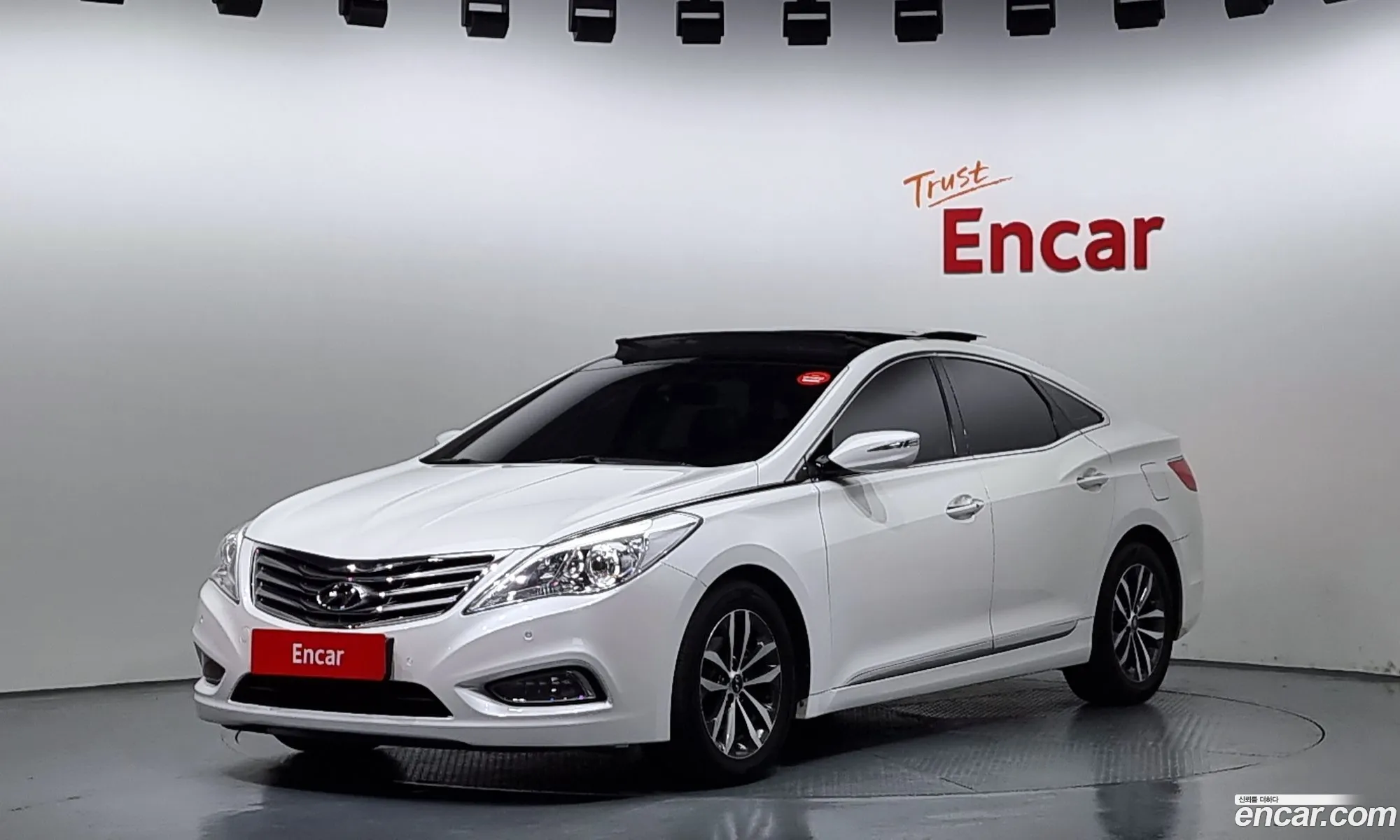 Hyundai Grandeur V Hg240 Luxury 2012 - фотография 11375441