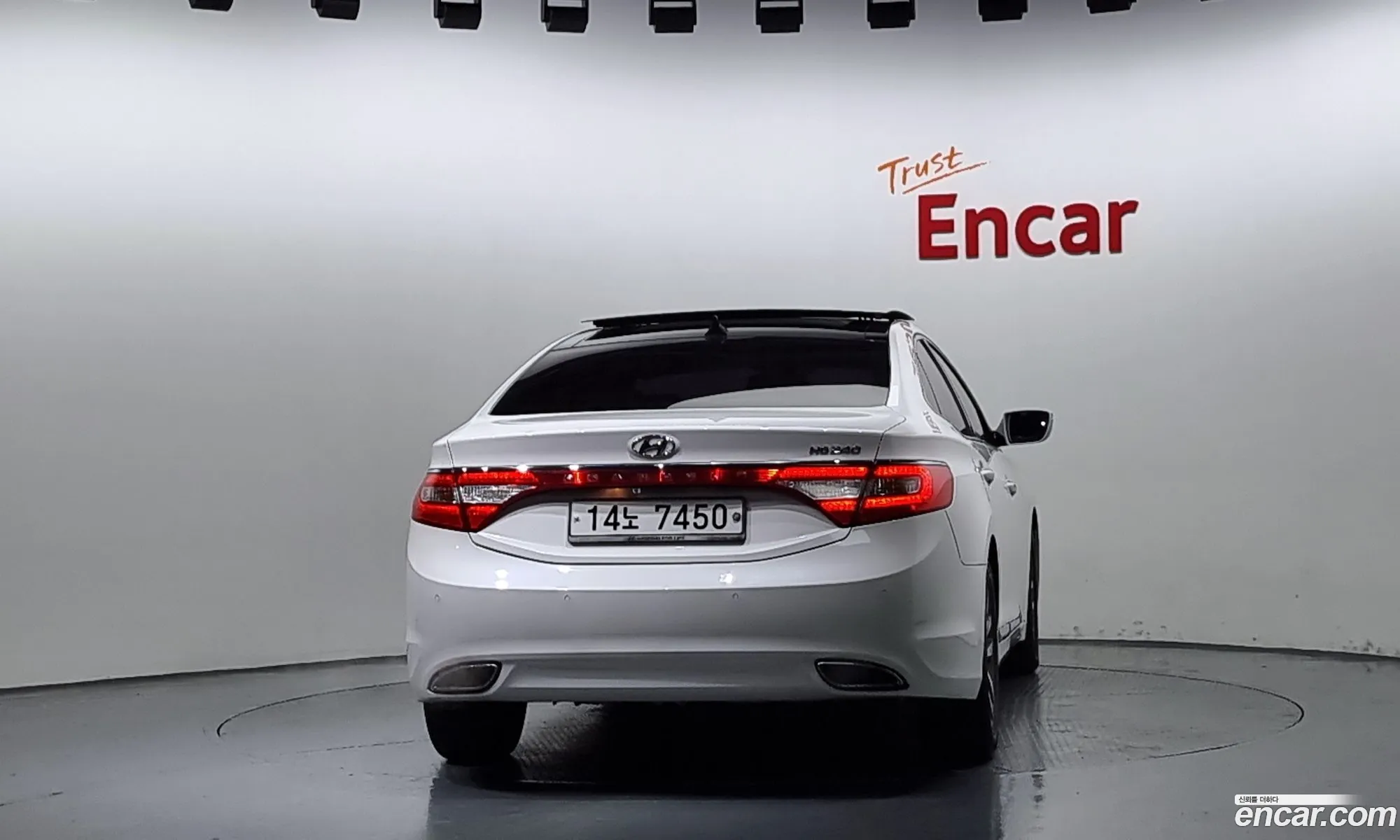 Hyundai Grandeur V Hg240 Luxury 2012 - фотография 11375444