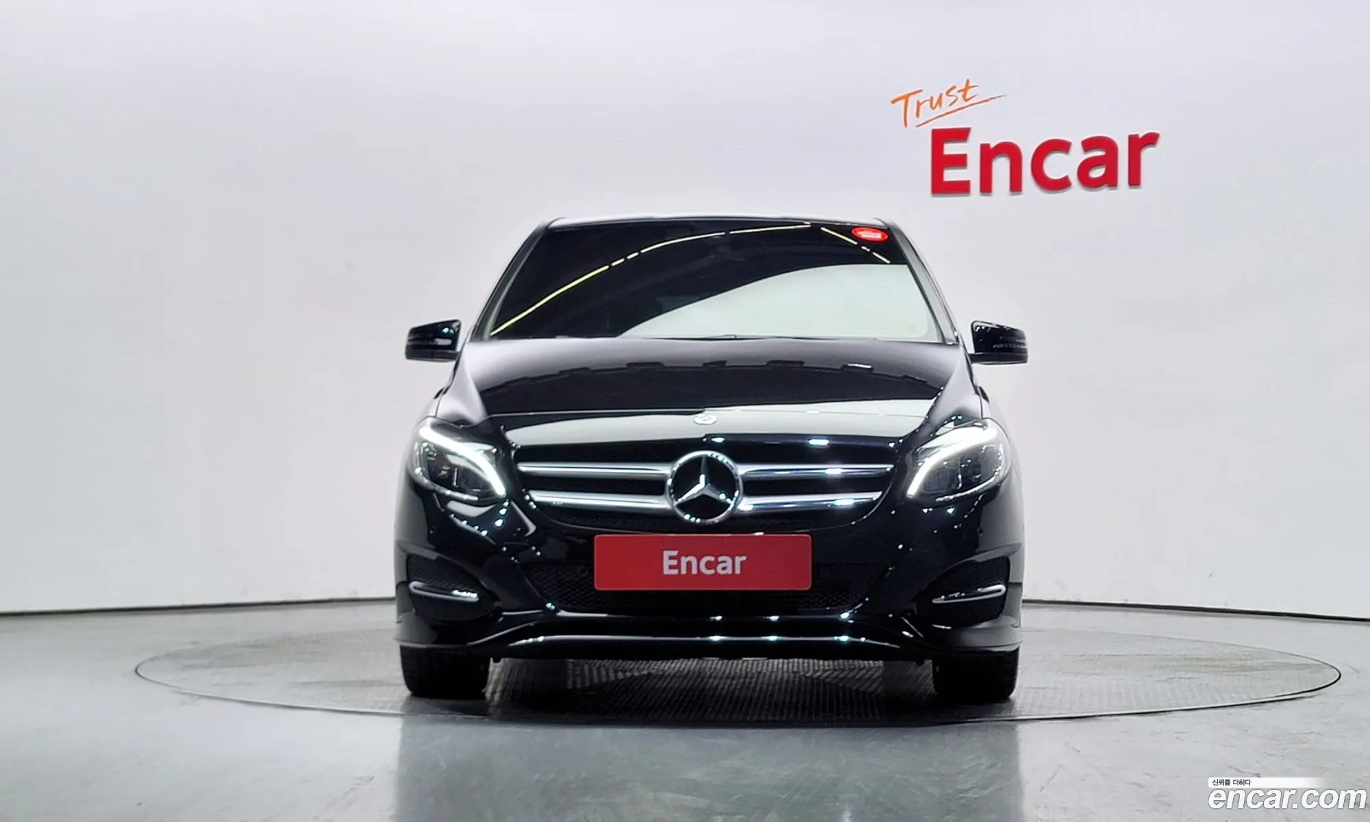 Mercedes-Benz B-Klasse B220 2018 - фотография 12412264