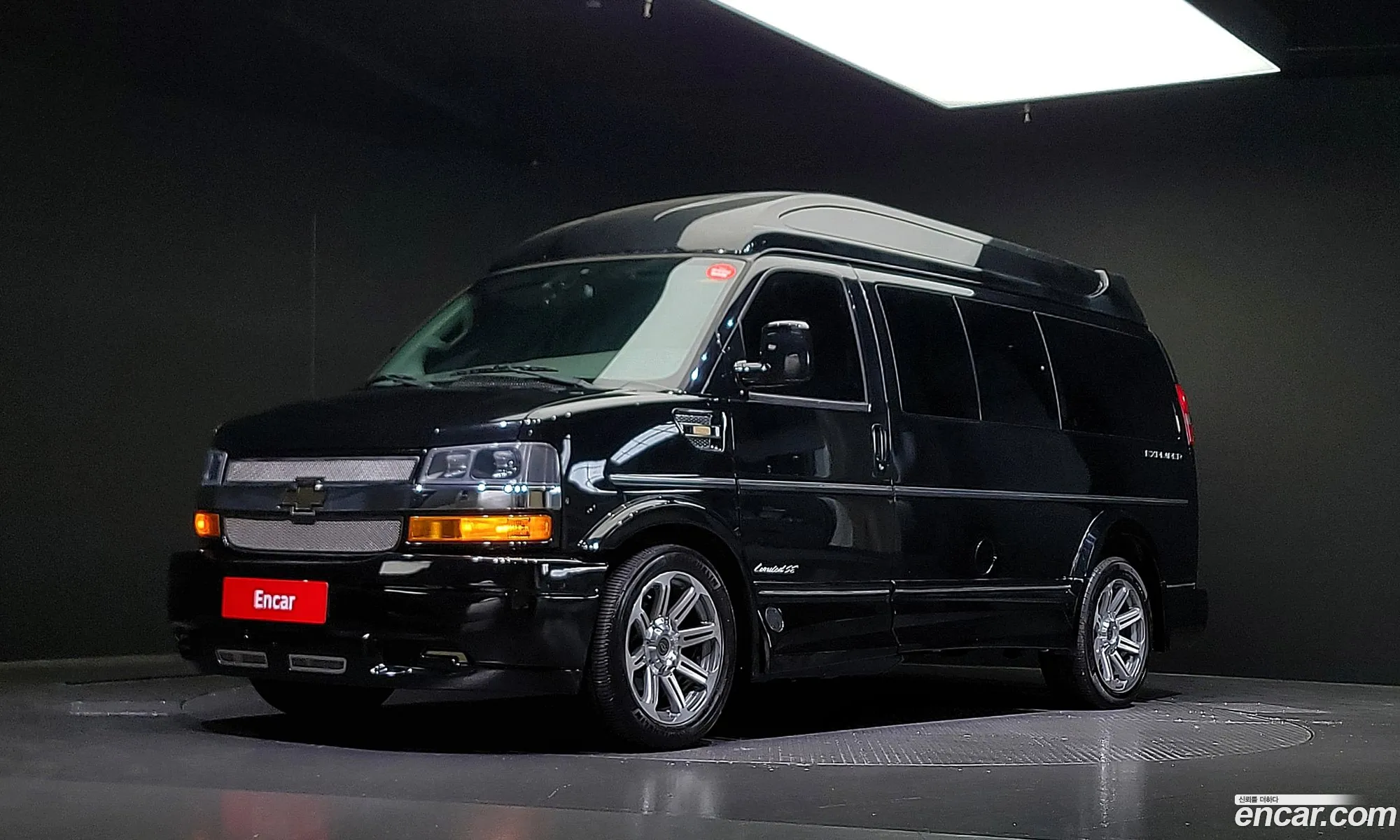 Chevrolet Express Van 60 - фотография 7235375