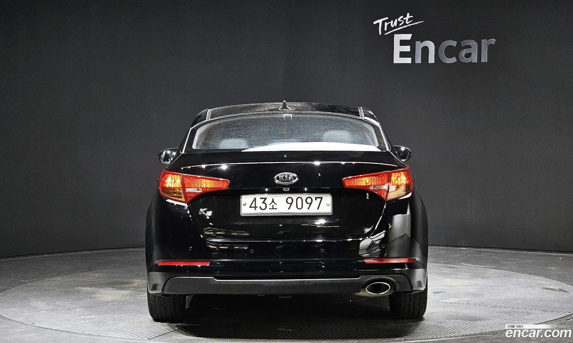Kia K5 I 20 Luxury 2011 - фотография 19731997