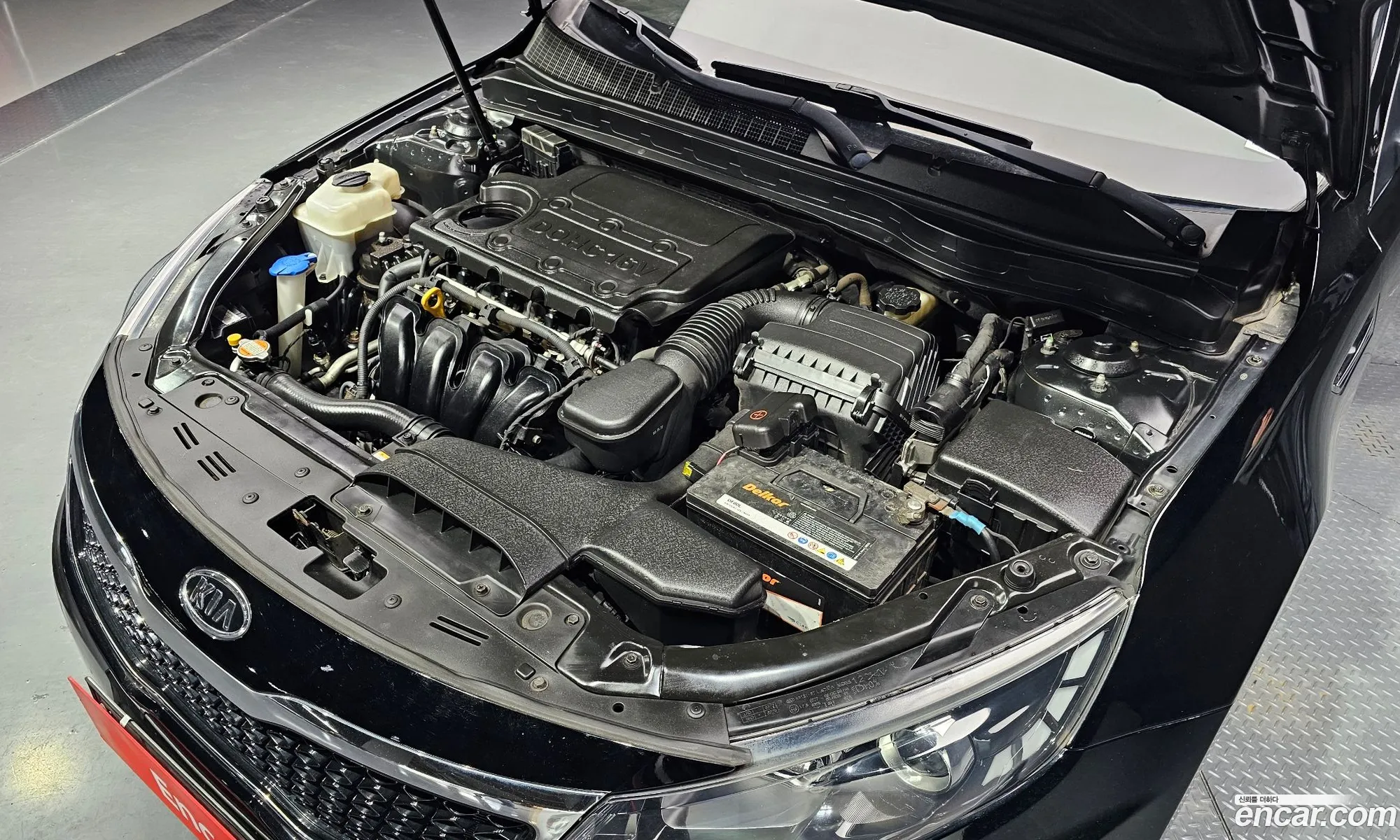 Kia K5 I 20 Luxury 2011 - фотография 19731999