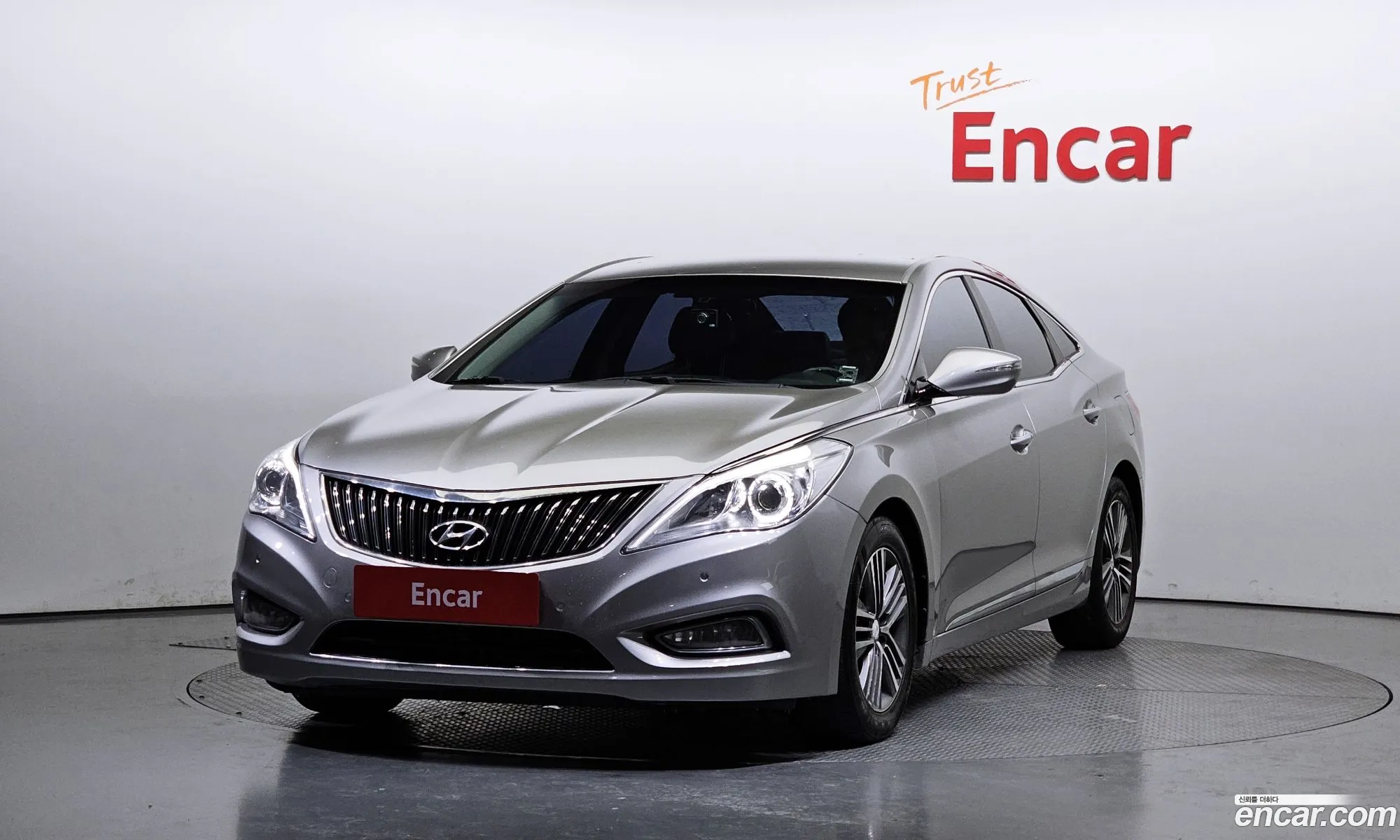 Hyundai Grandeur V Hg240 Modern 2014 - фотография 17980222