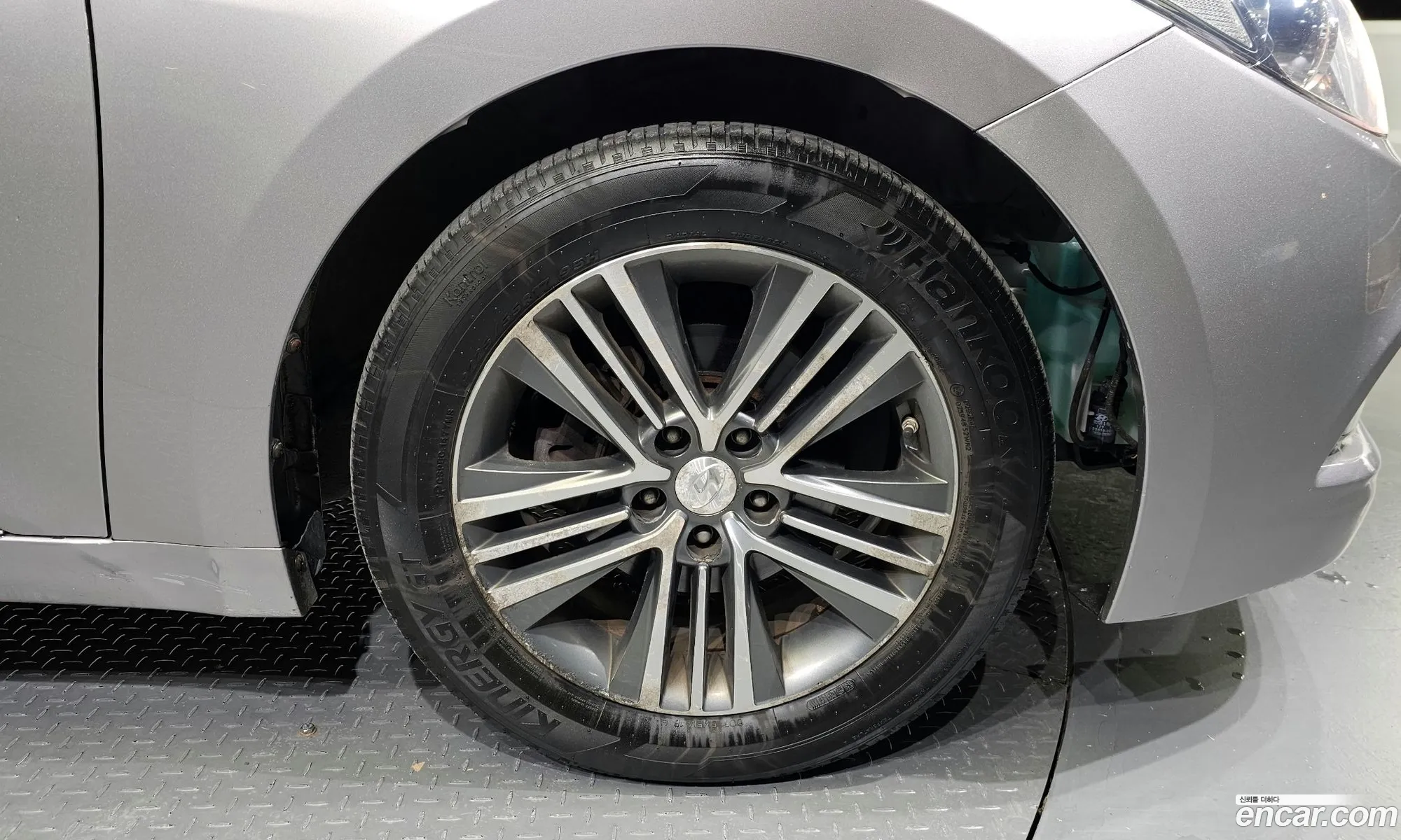 Hyundai Grandeur V Hg240 Modern 2014 - фотография 17980226