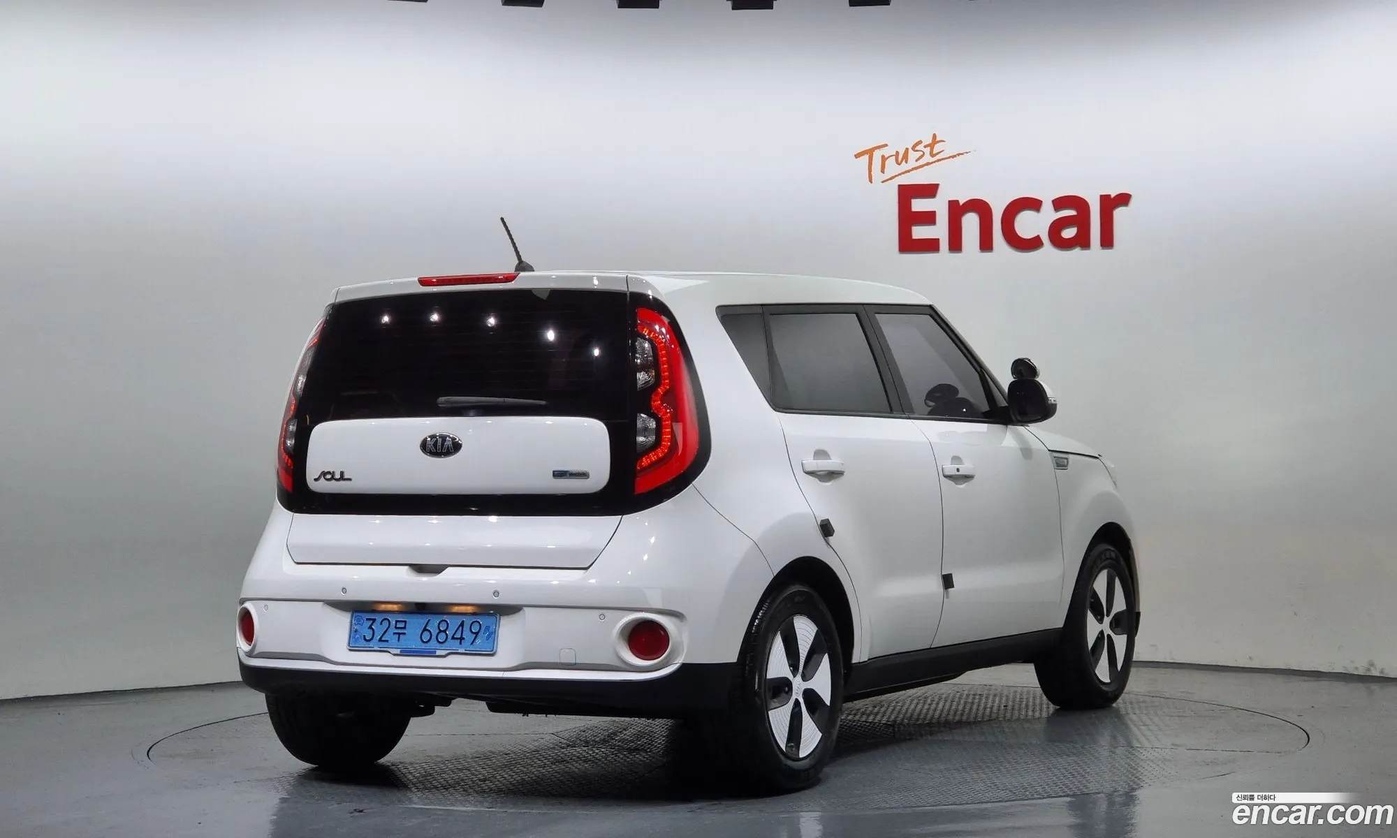 Kia Soul Ii Ev 2018 - фотография 12436137