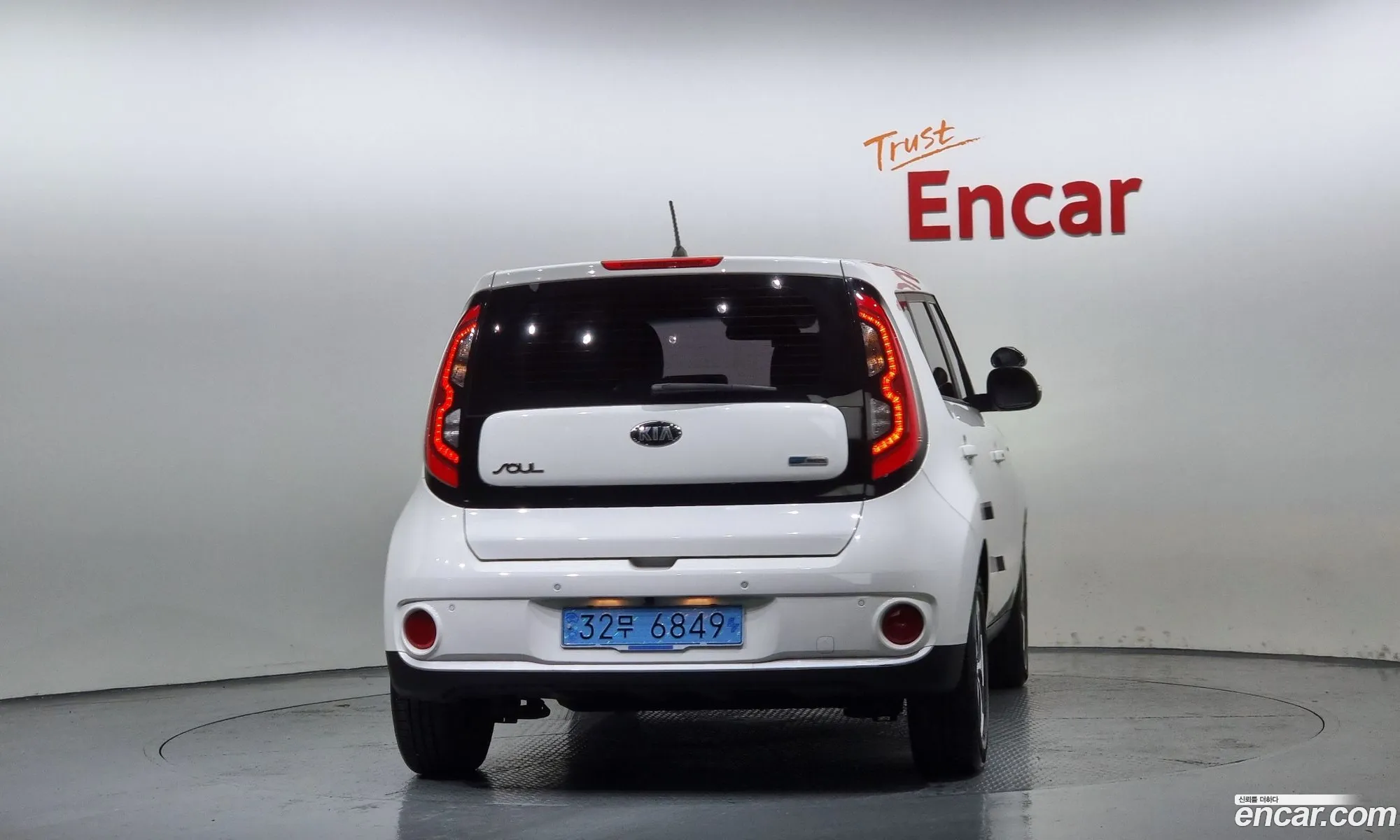 Kia Soul Ii Ev 2018 - фотография 12436139