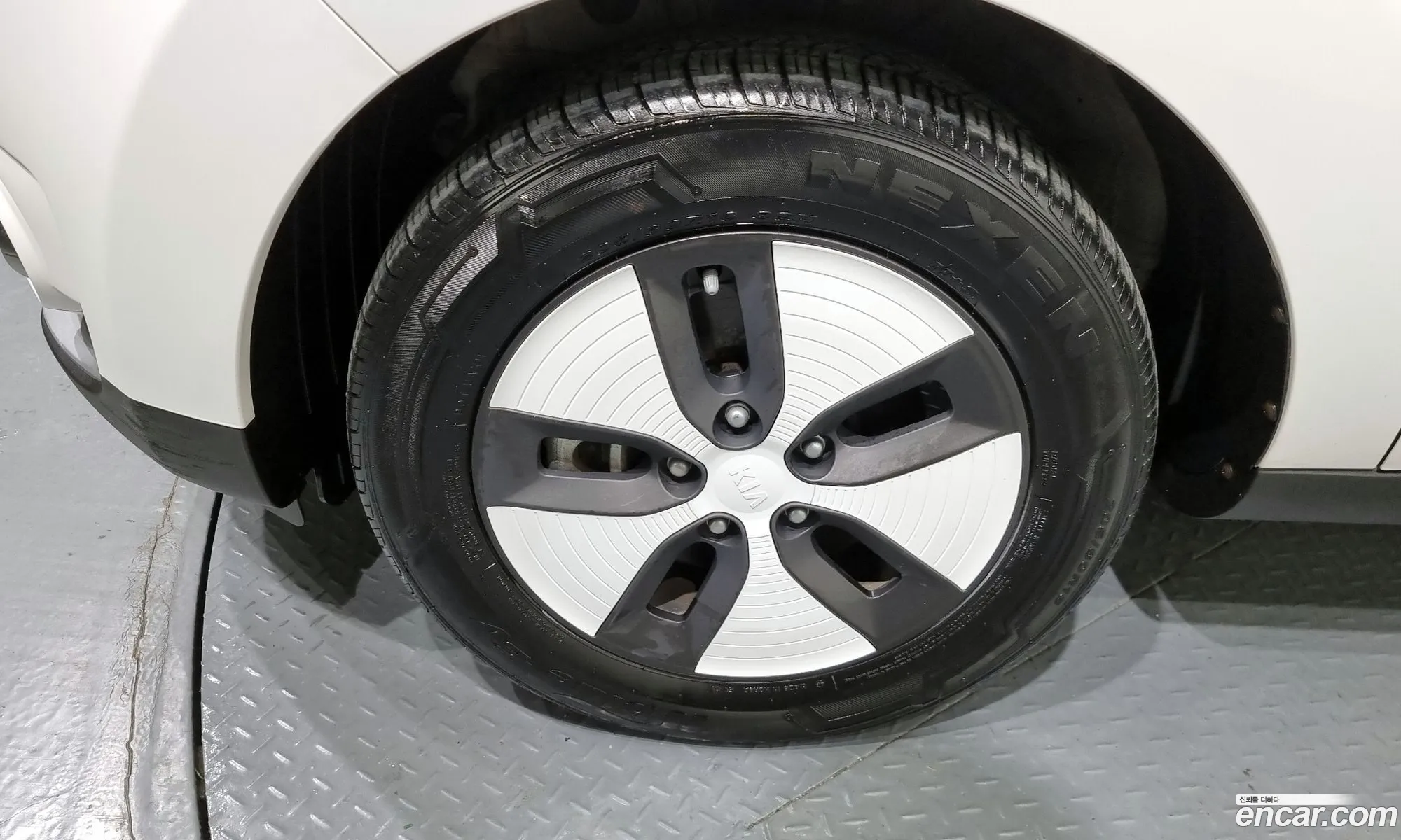 Kia Soul Ii Ev 2018 - фотография 12436140