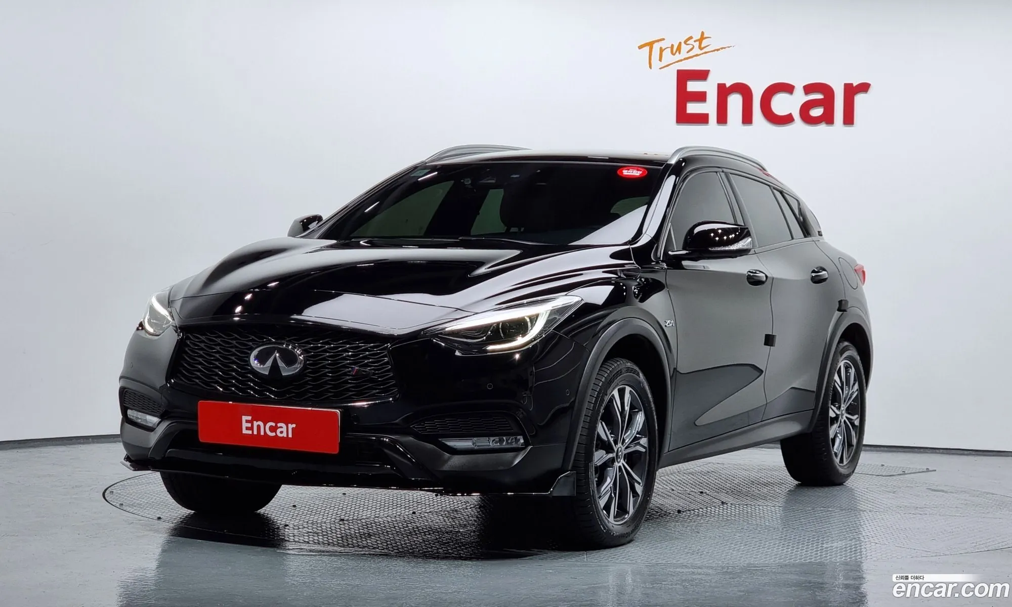 Infiniti Qx30 Qx30 20 Pro Assist Awd 2019 - фотография 3795128