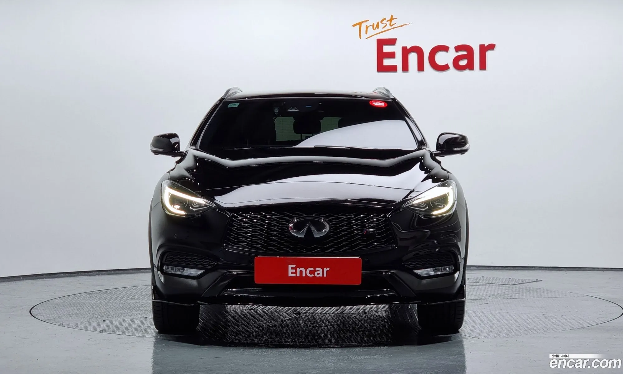 Infiniti Qx30 Qx30 20 Pro Assist Awd 2019 - фотография 3795130
