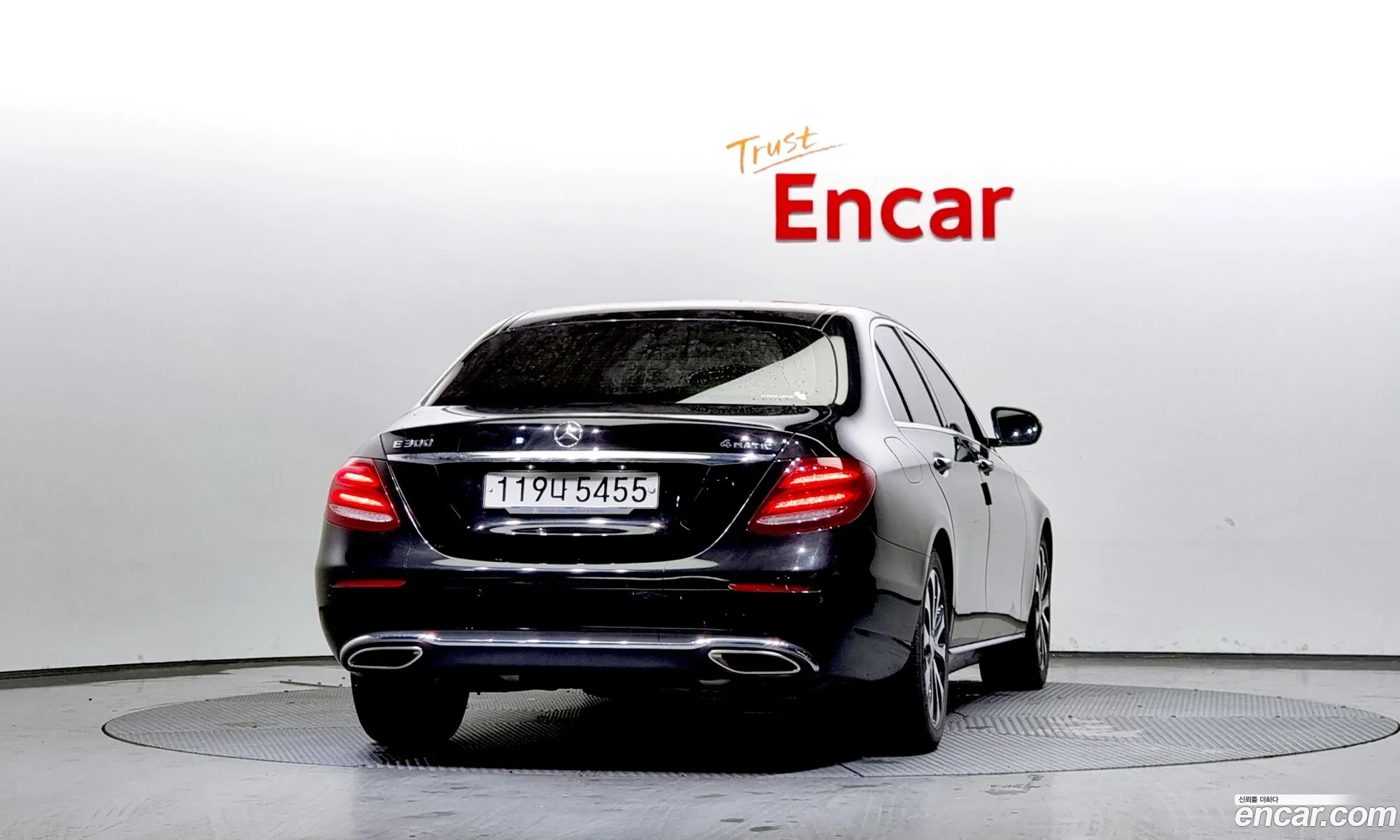 Mercedes-Benz E-Klasse E200 Avant Garde 2017 - фотография 18517284