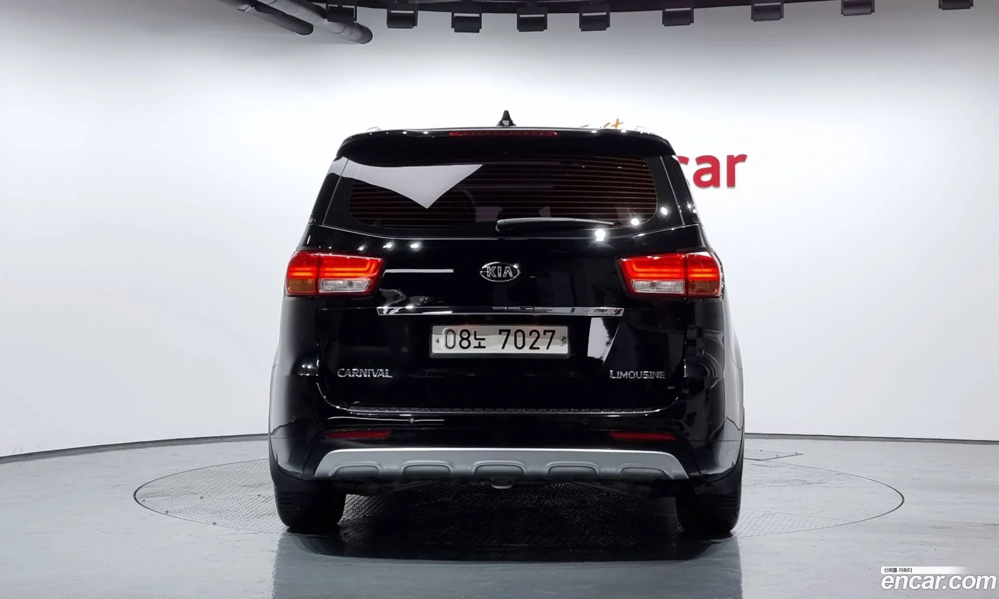 Kia All New Carnival 7-Seater Limousine President - фотография 12469670